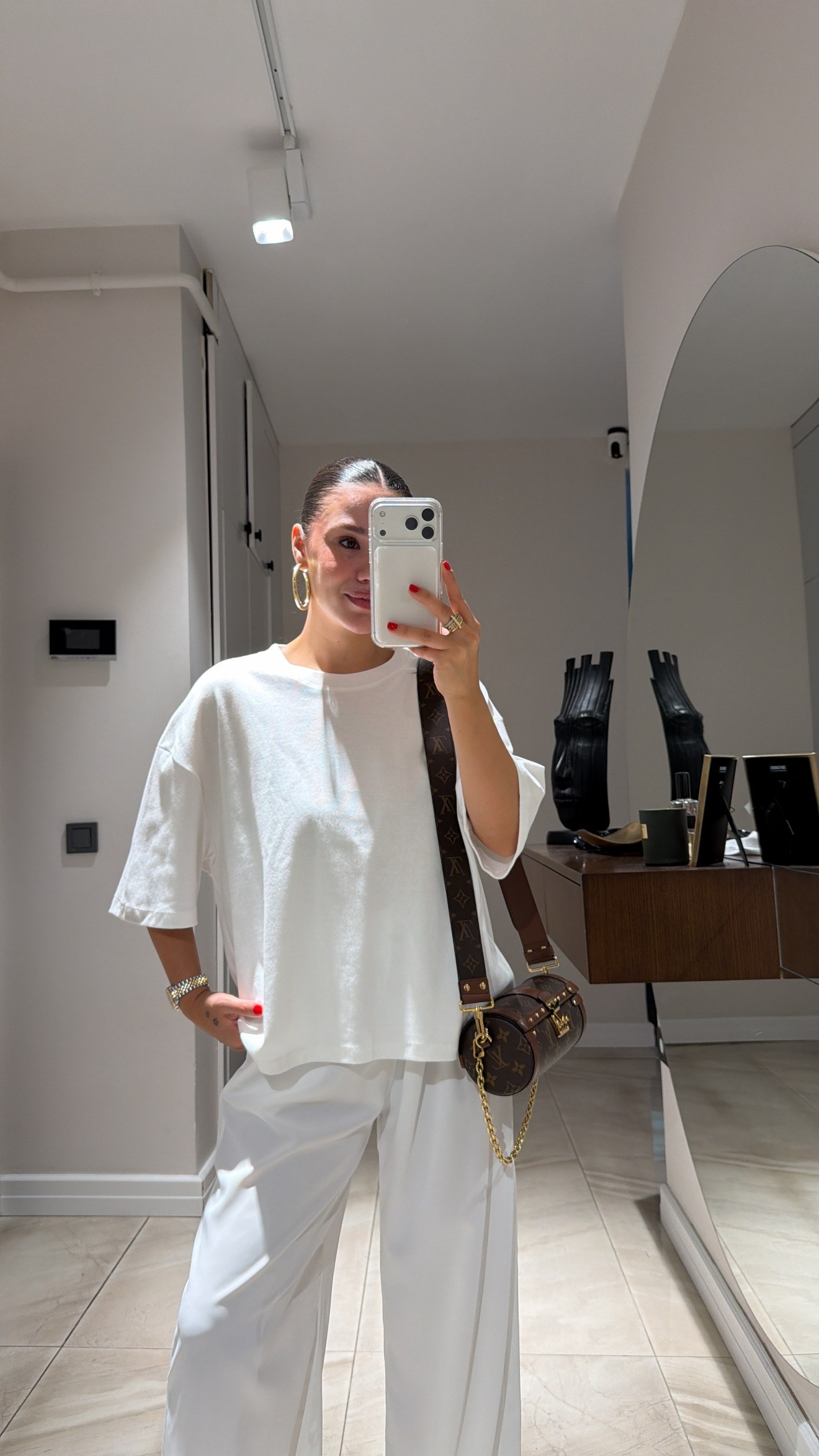 Ekru Bisiklet Yaka Oversize Basic Tshirt