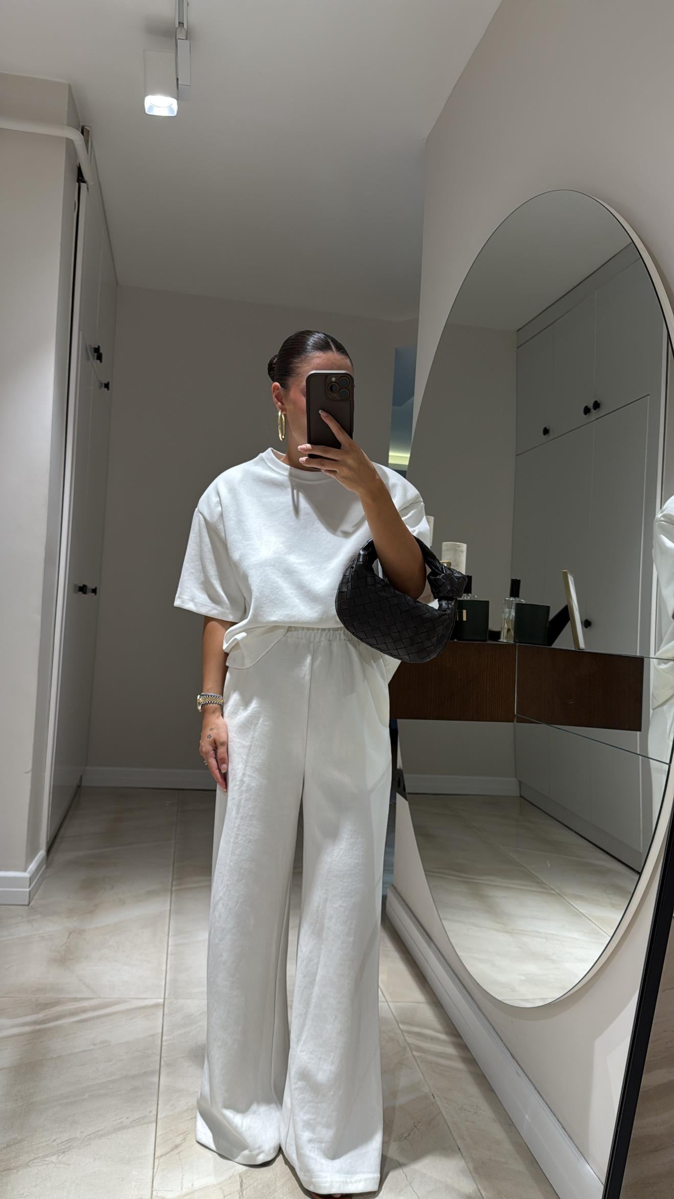 Ekru Bisiklet Yaka Vatkalı Marka Model Pantolon Takım 