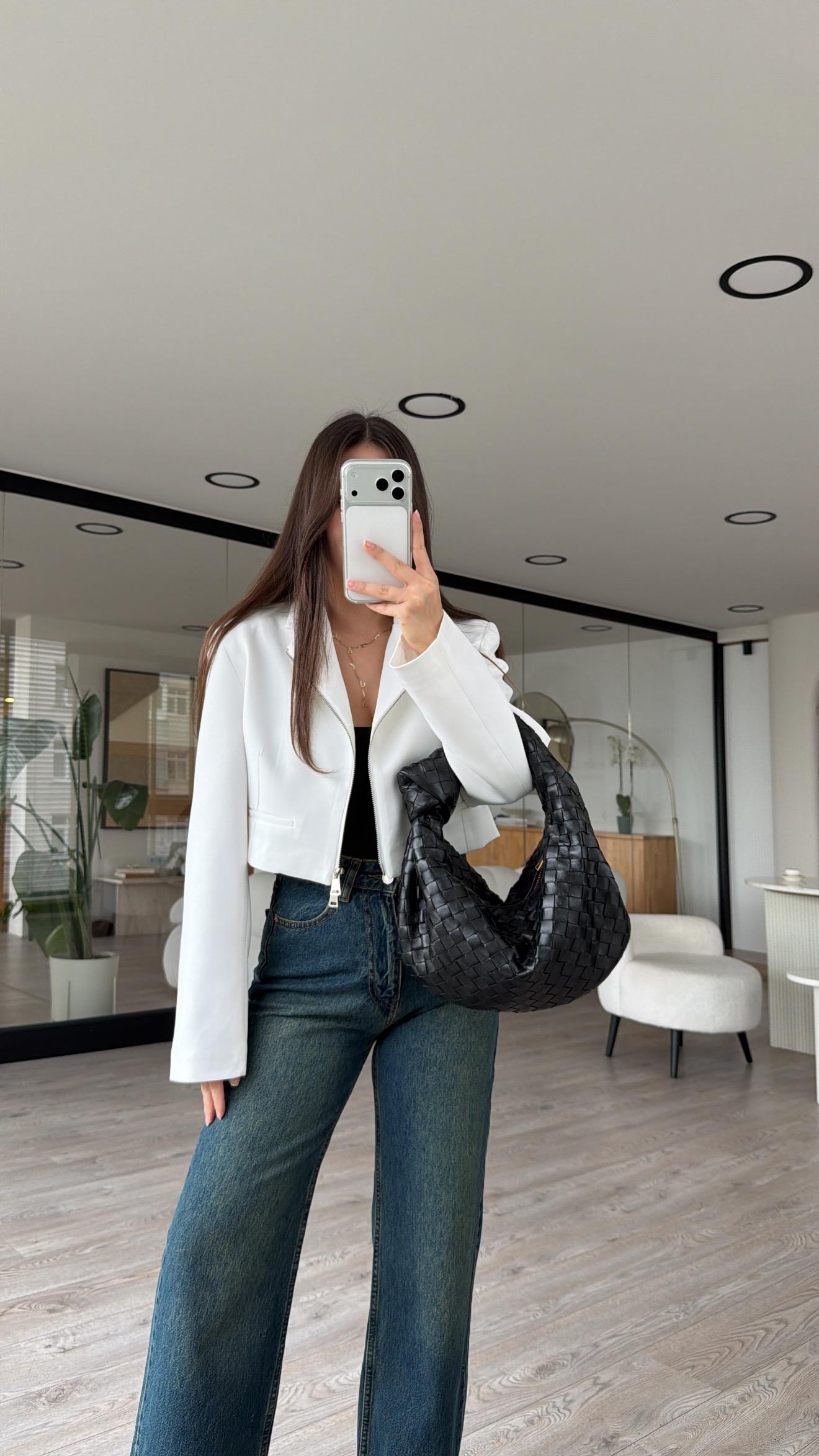 Ekru Çift Fermuar Detaylı Crop Blazer Ceket 