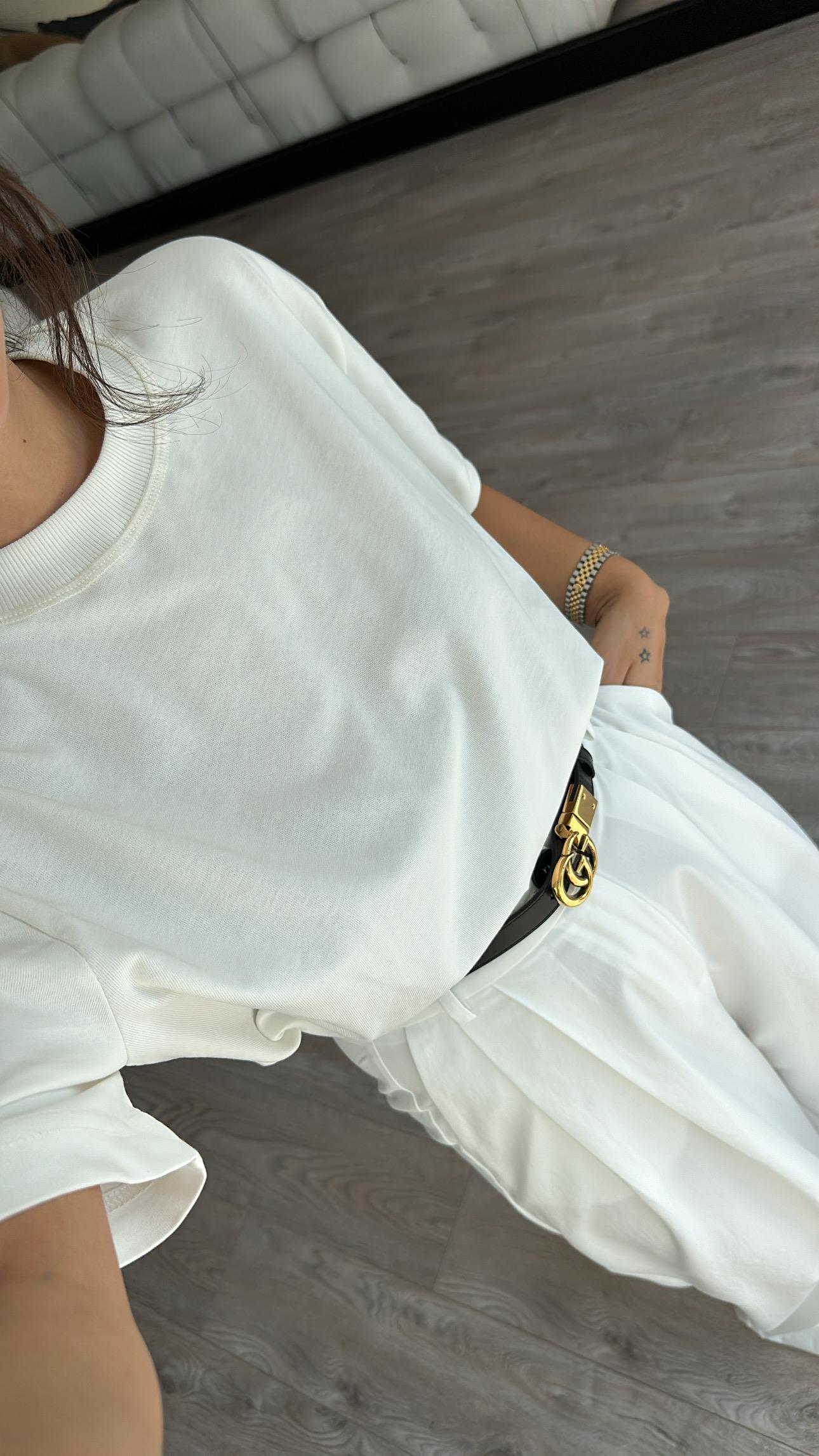 Ekru Dekoratif Dikişli Bisiklet Yaka Dilvin Tshirt