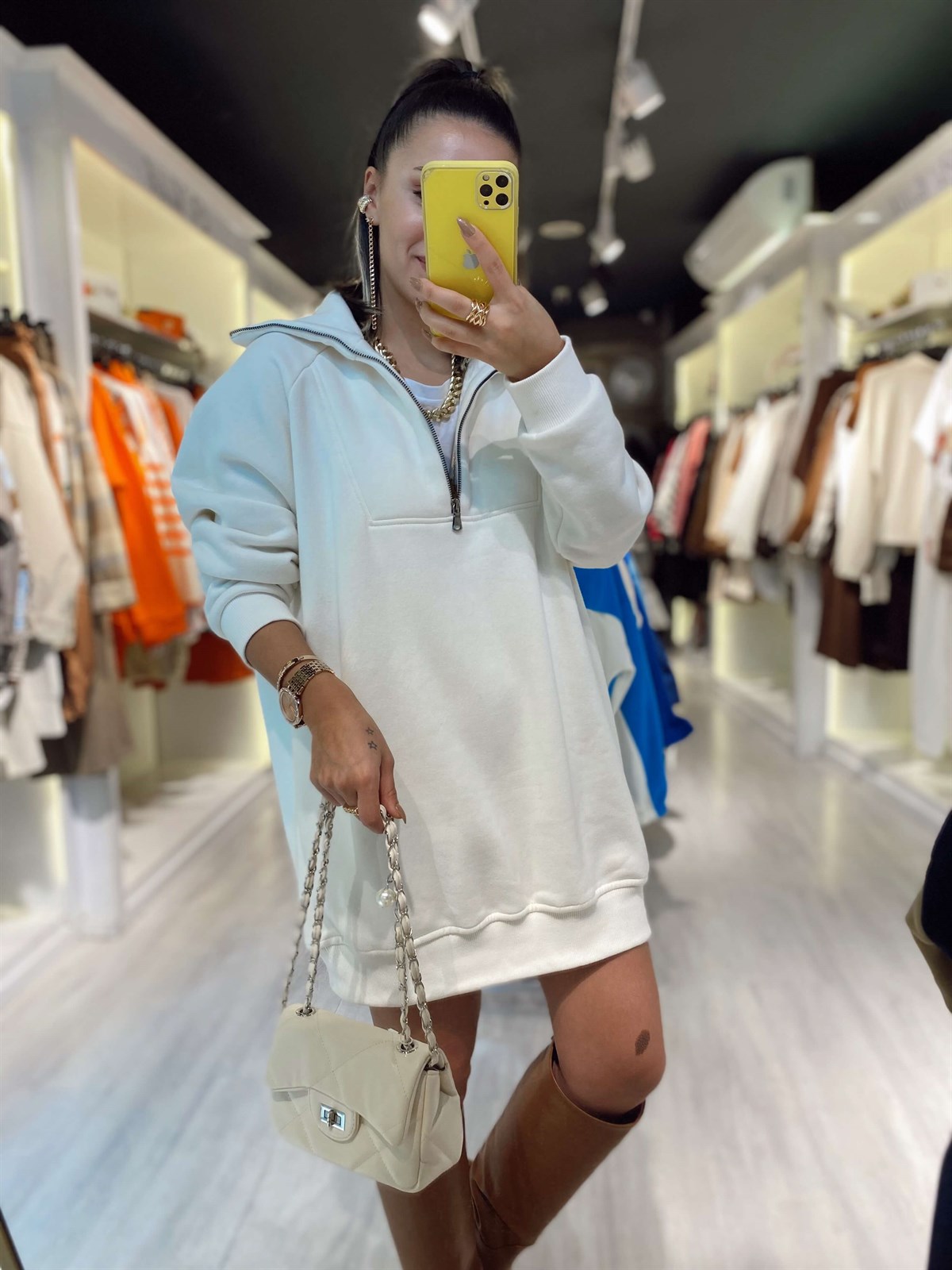Ekru Dik Yaka Ön Fermuarlı Oversize Sweat