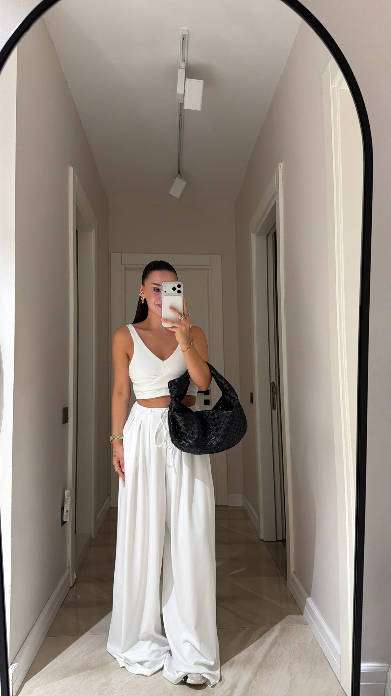 Ekru Düğüm Detaylı Askılı Marka Model Takım