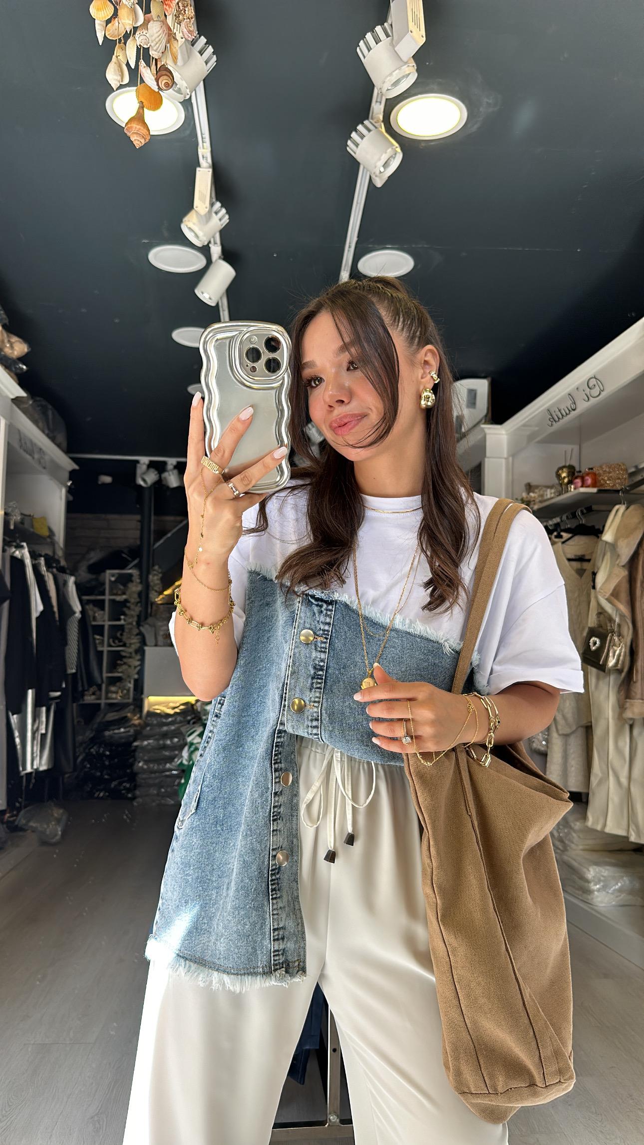 Ekru Jean Detaylı Düğmeli Tshirt