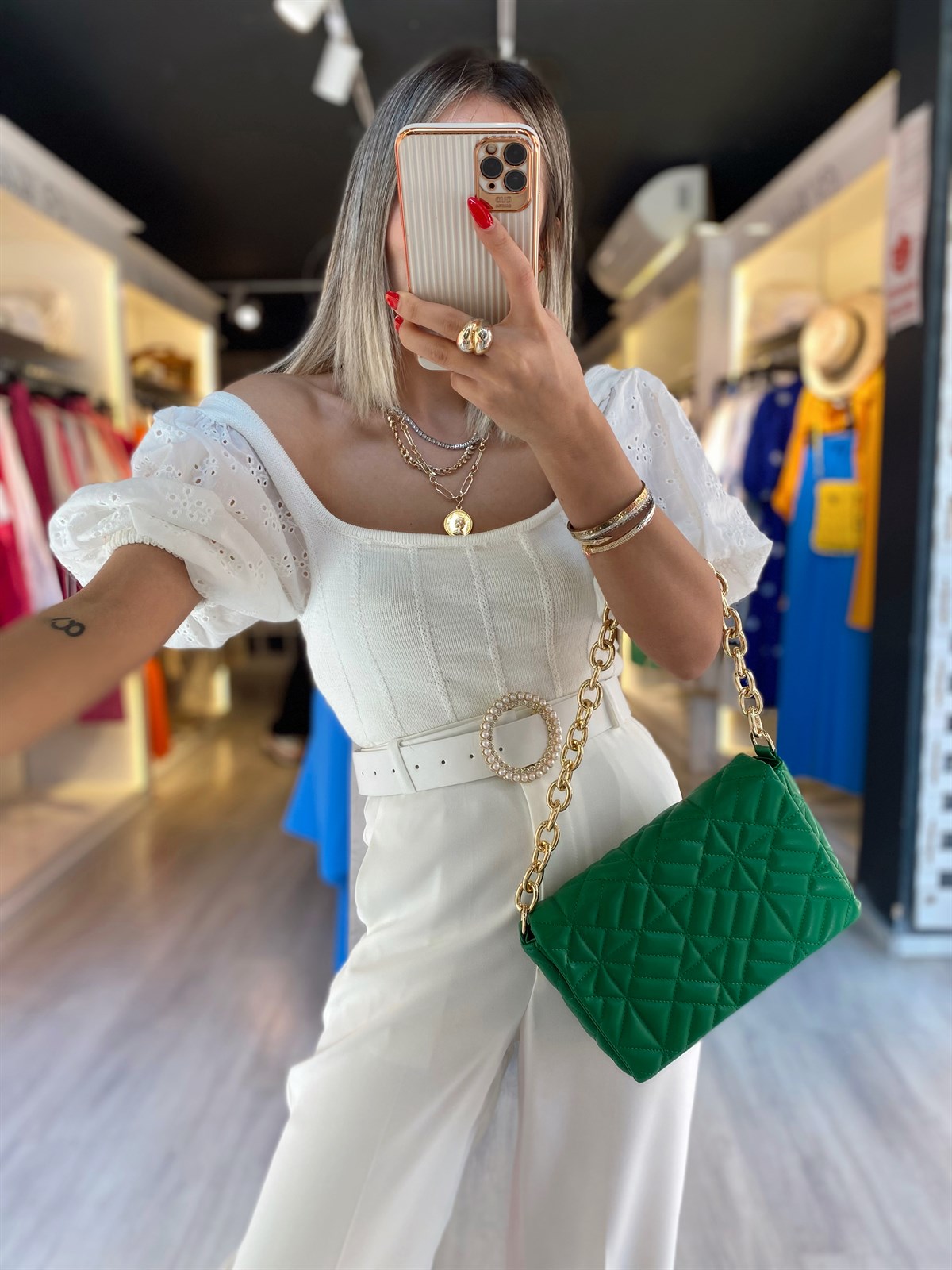 Ekru Kolları Fisto Detaylı Triko Crop 