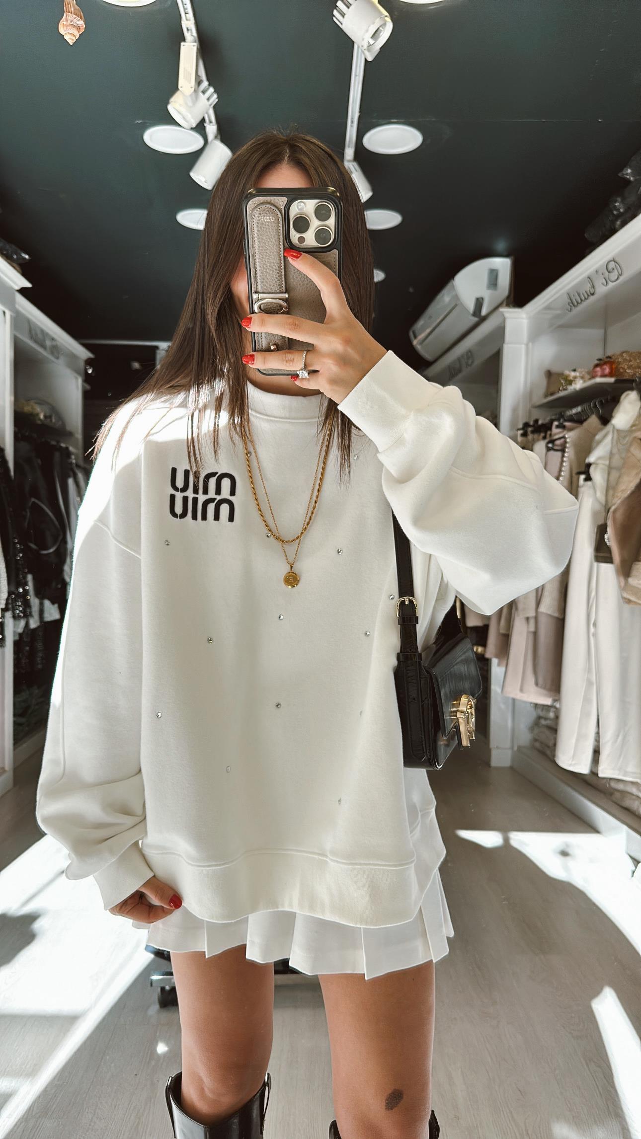 Ekru Küçük Yazı Detaylı Marka Model Sweat