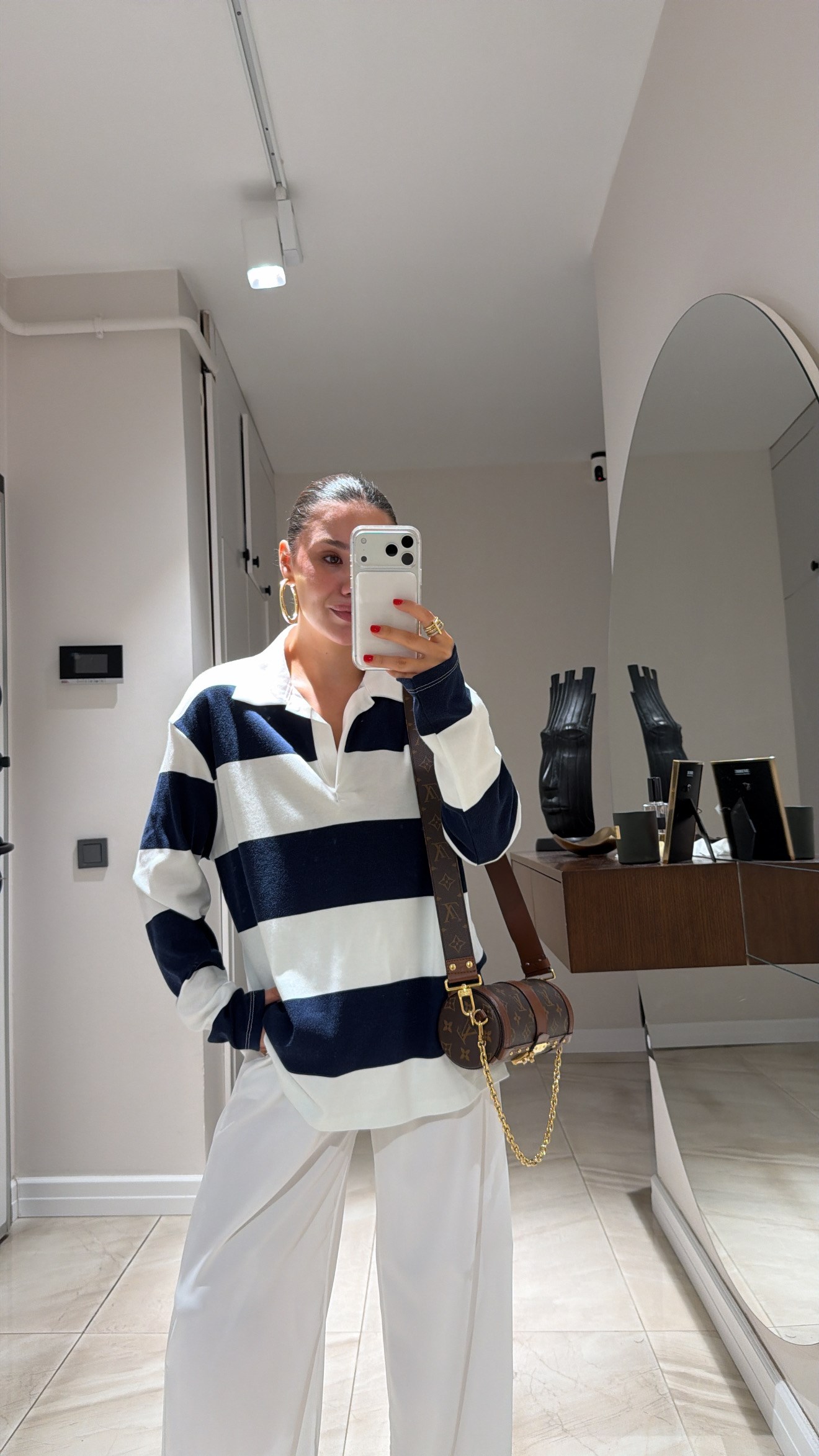Ekru Lacivert Kalın Çizgili Polo Yaka İnce Sweatshirt