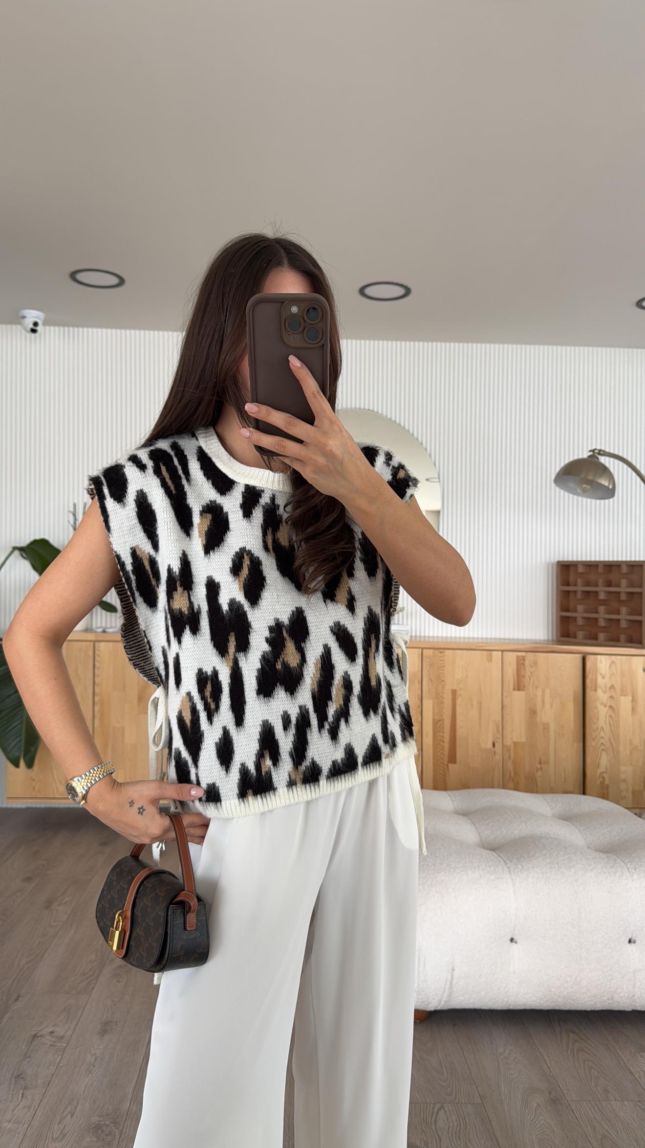 Ekru Leopar Desenli Yandan Bağlamalı Marka Model Yelek 