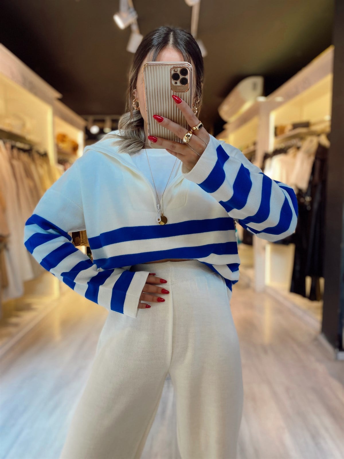 Ekru Mavi Fermuarlı Triko Sweat