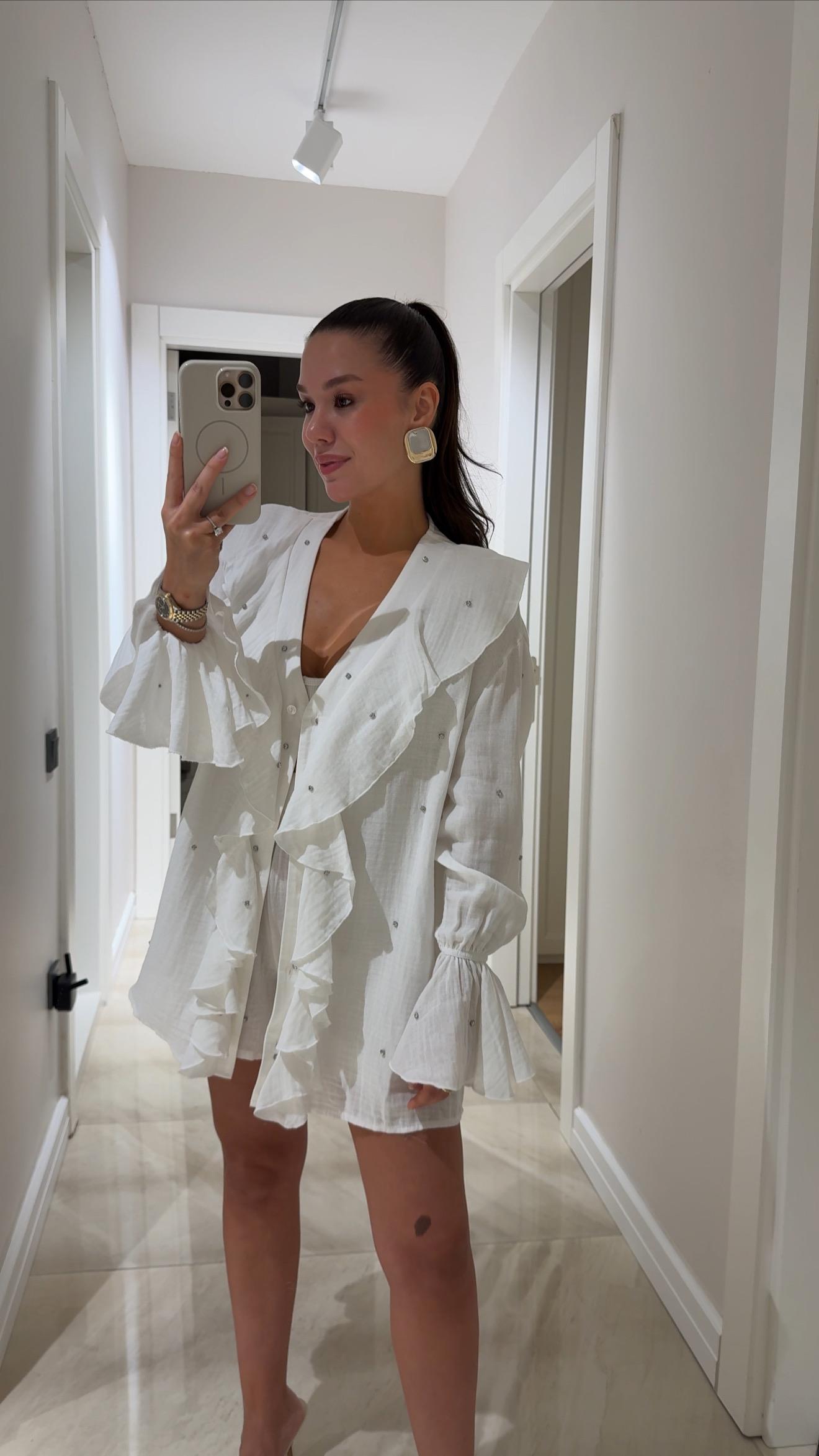 Ekru Taş Detaylı Müslin Kumaş Şort Takım