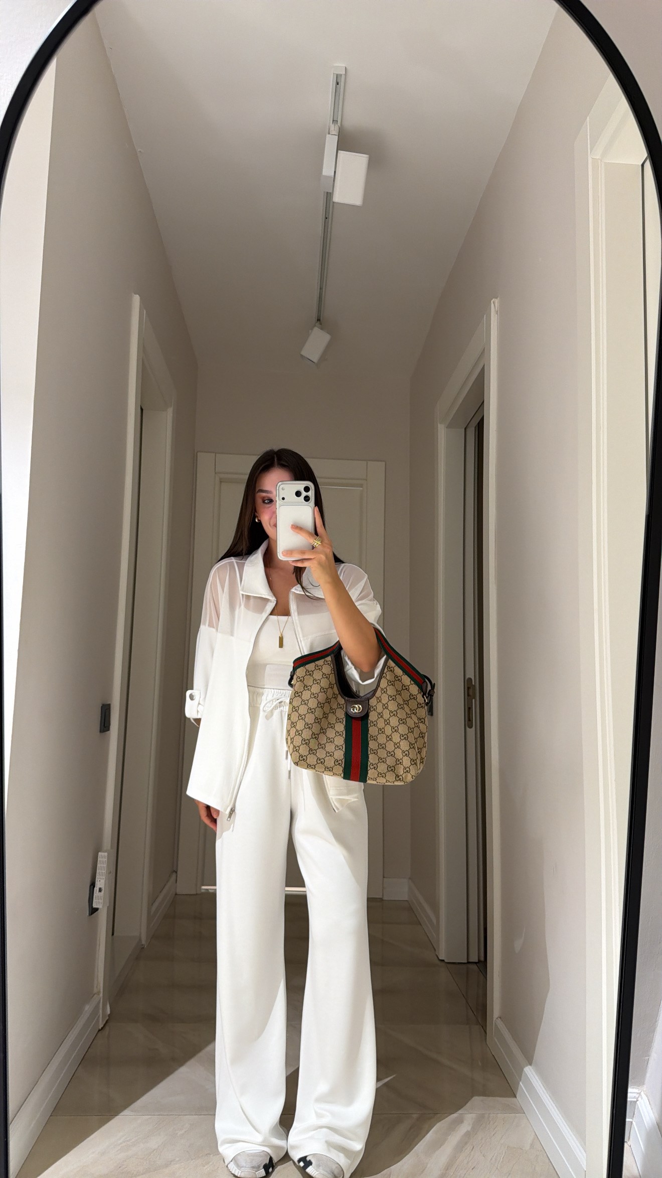 Ekru Tül Detaylı Fermuarlı Pantolon Takım