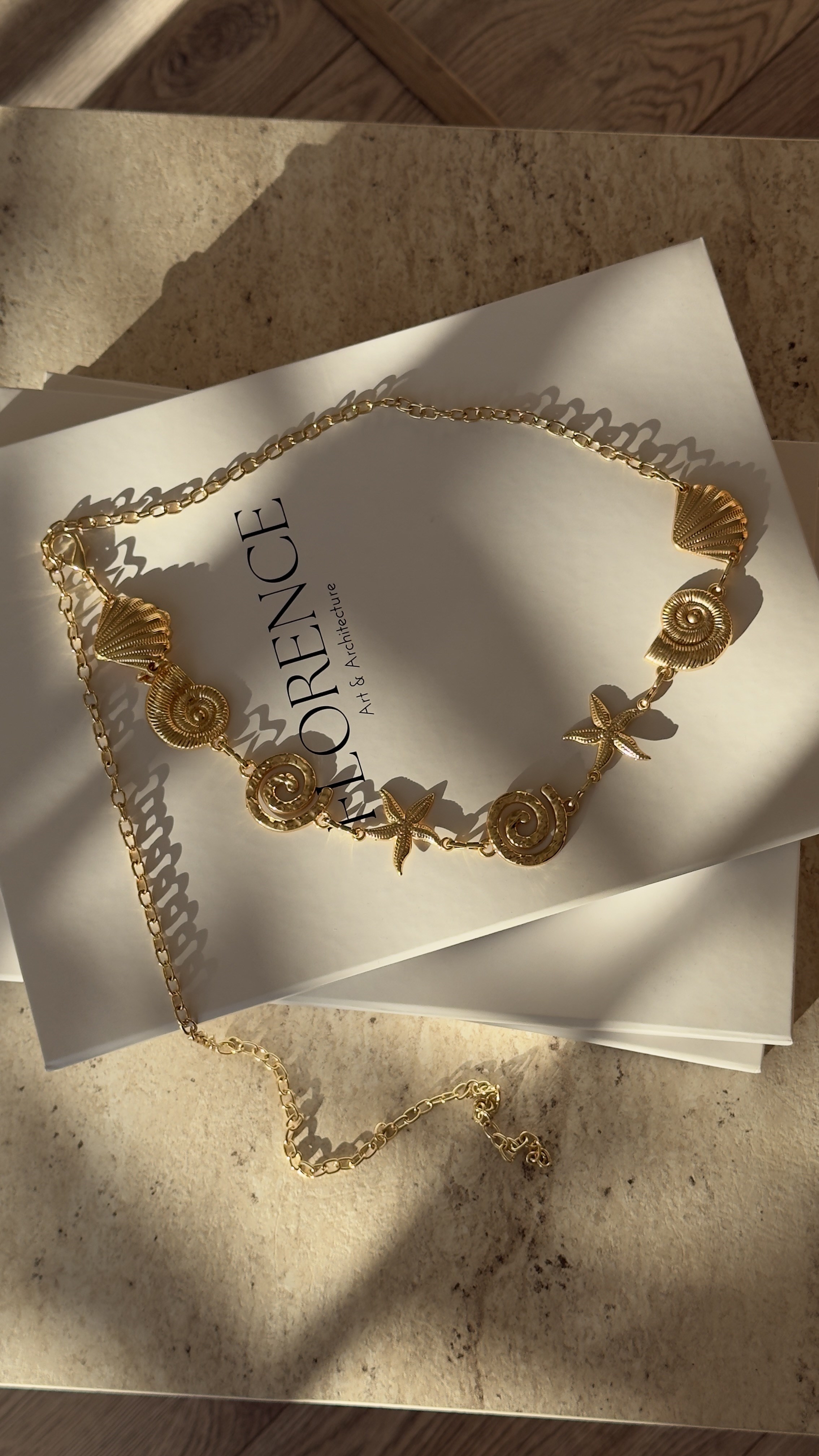 Gold 3lü Kabuk Figürlü Kemer
