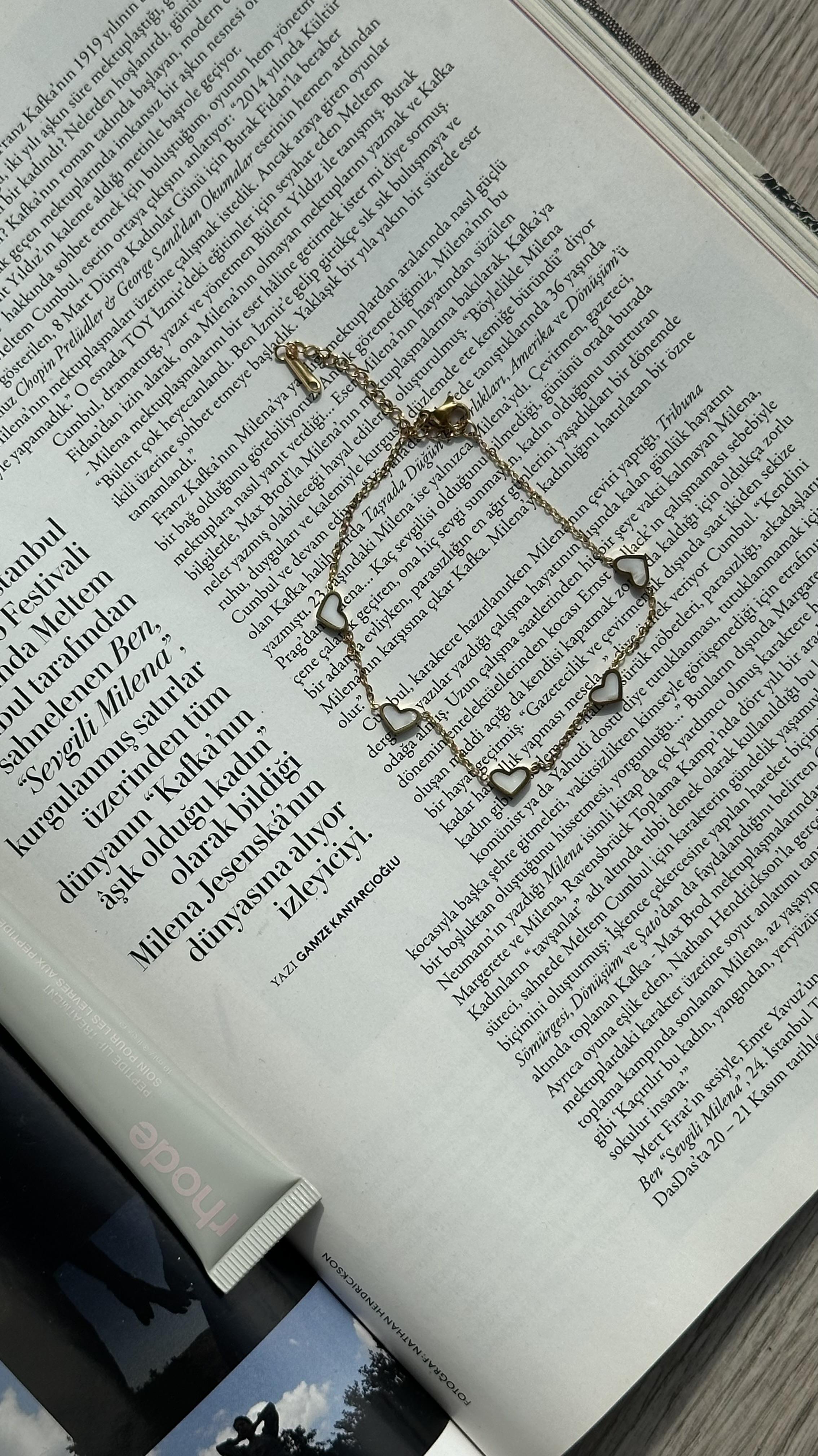 Gold Beyaz Kalp Figürlü Halhal