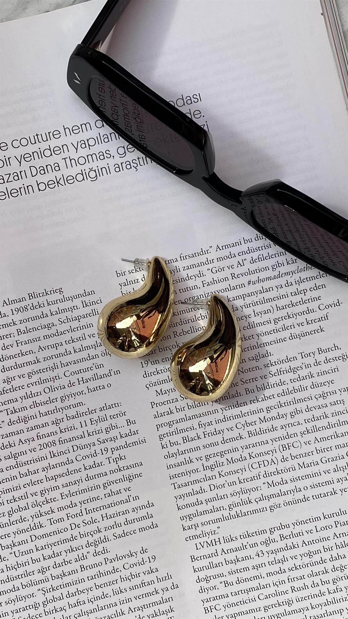 Gold Büyük Damla Marka Model Küpe