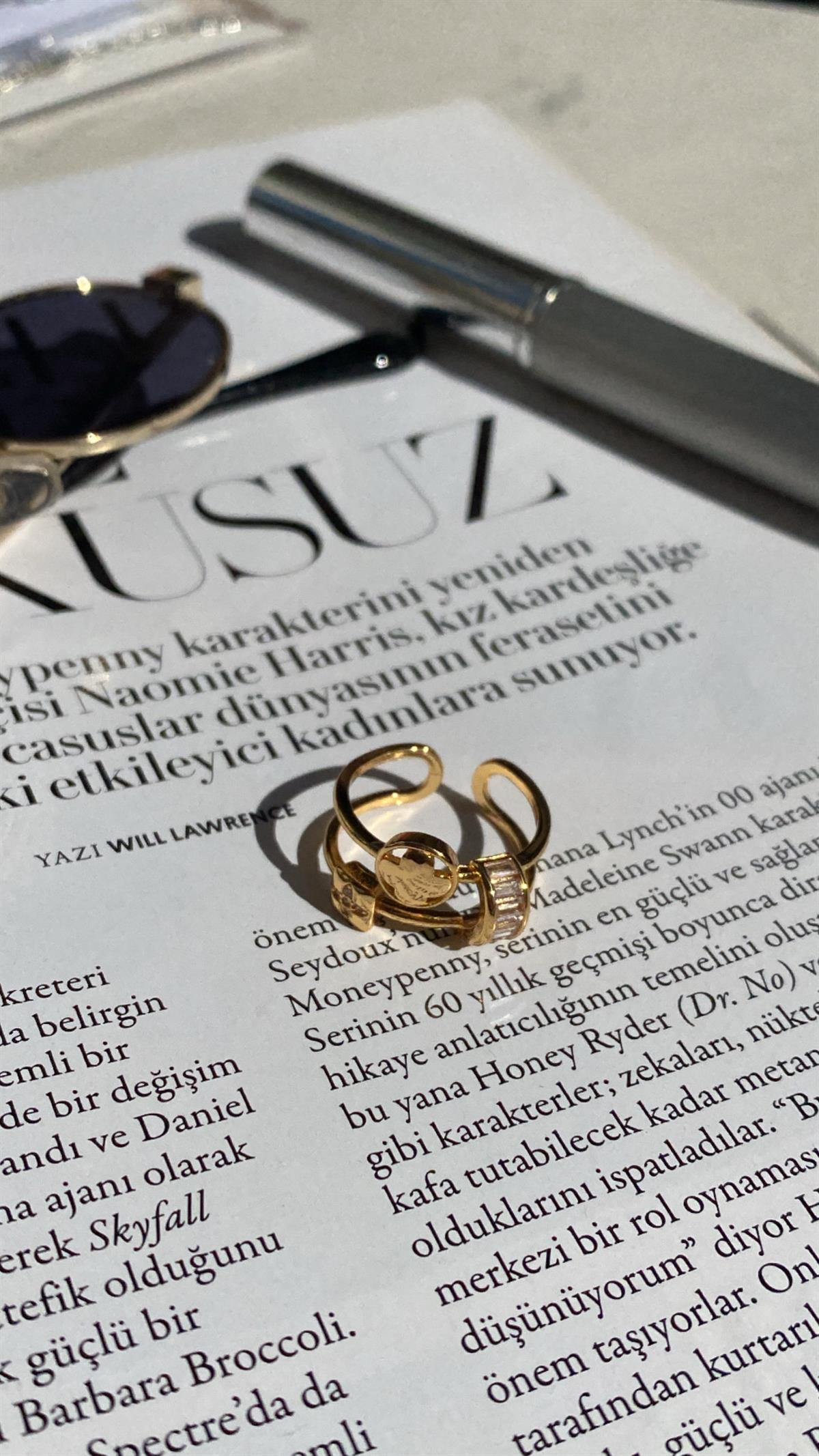 Gold Çelik Taşlı Yonca Yüzük