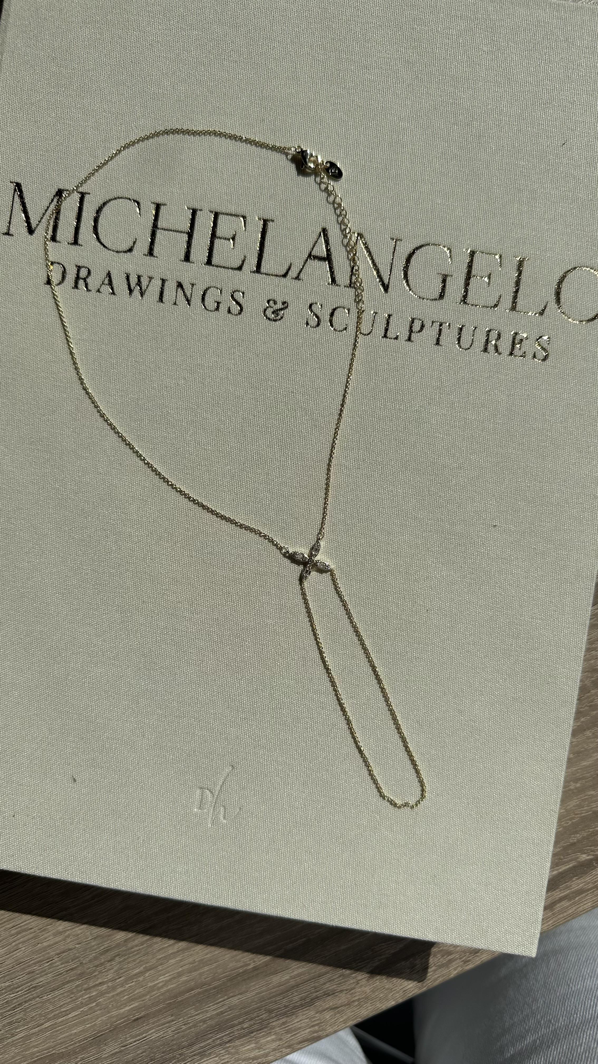 Gold Çiçek Detaylı Şahmerdan