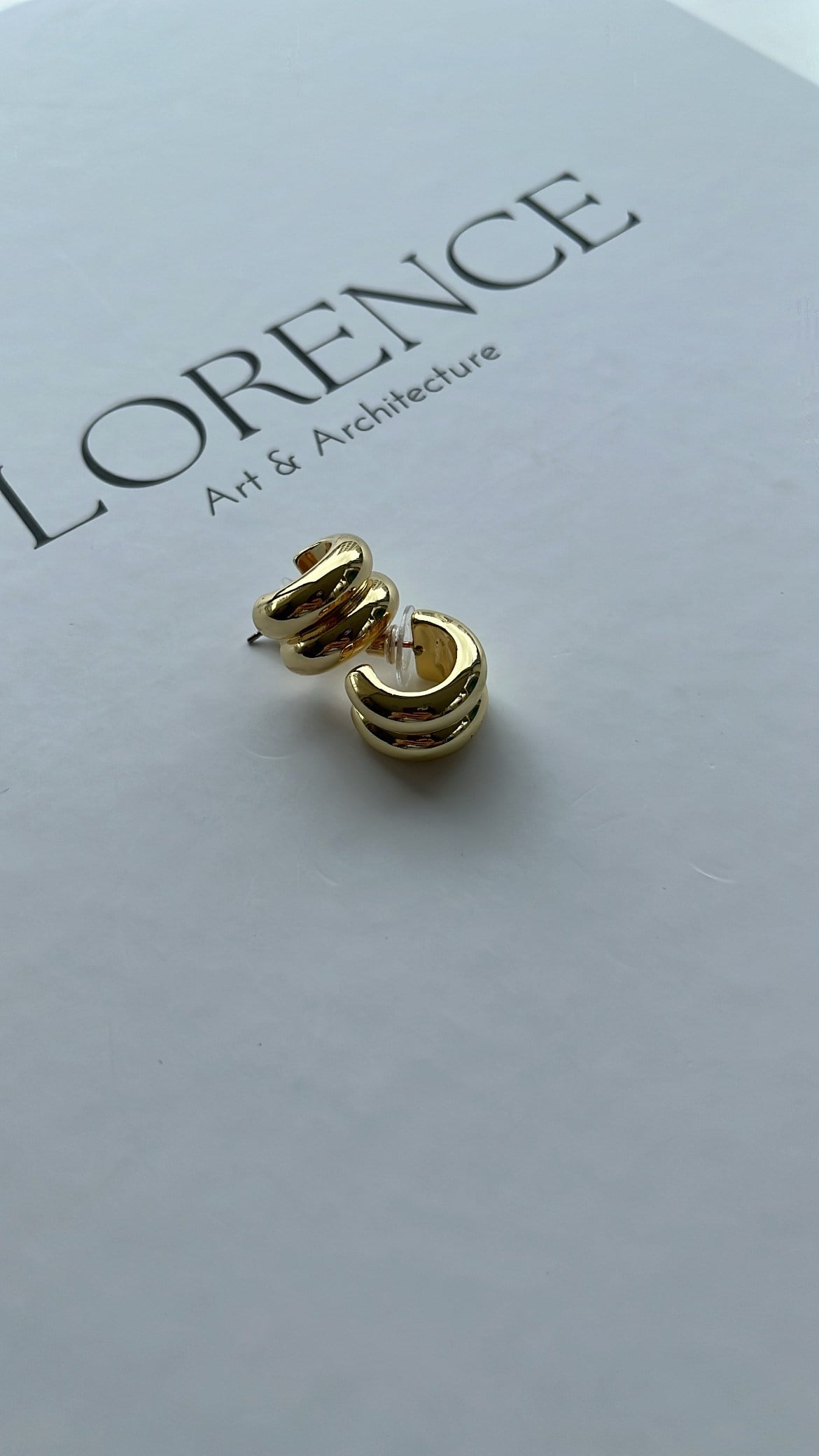 Gold Çift Görünümlü Mini Küpe