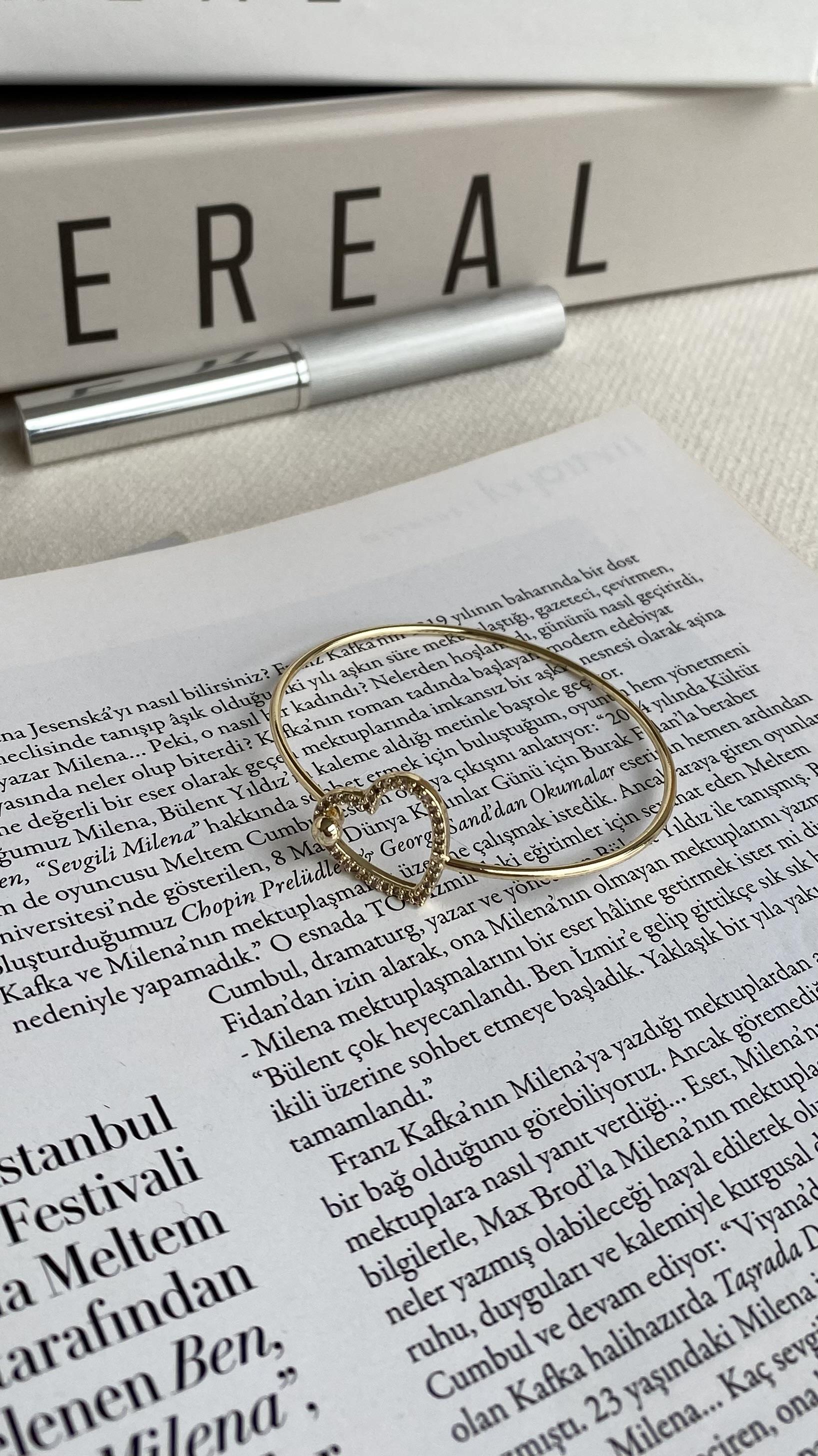 Gold İnce Kelepçe Kalp Bileklik