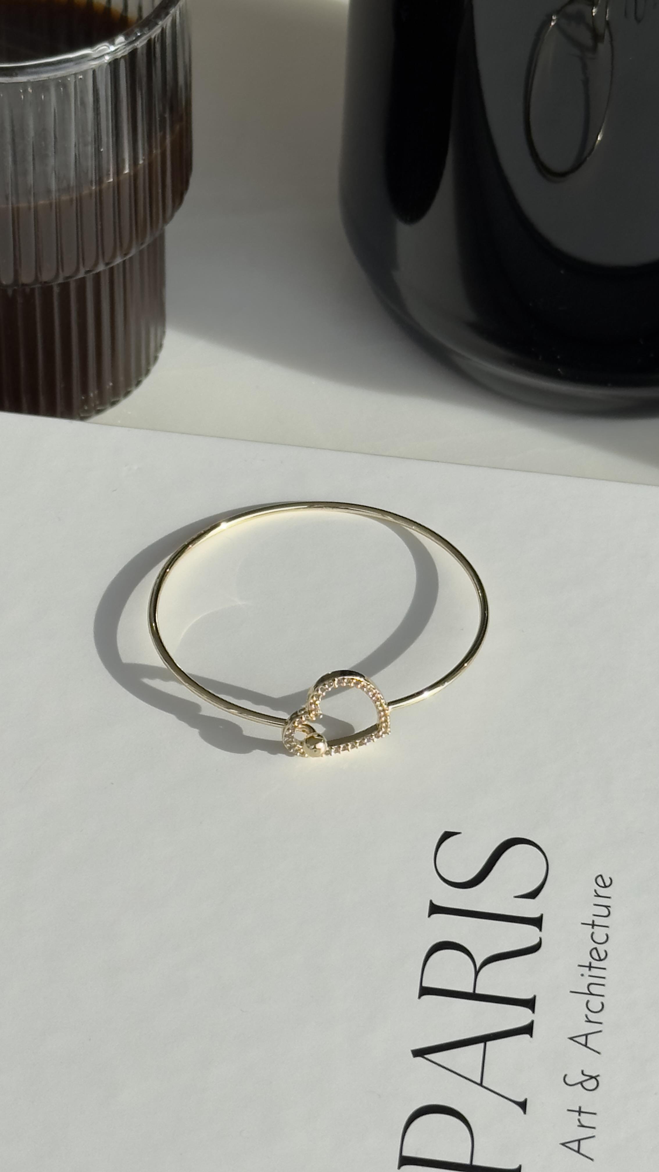 Gold Kalpli Taşlı Kelepçe Bileklik