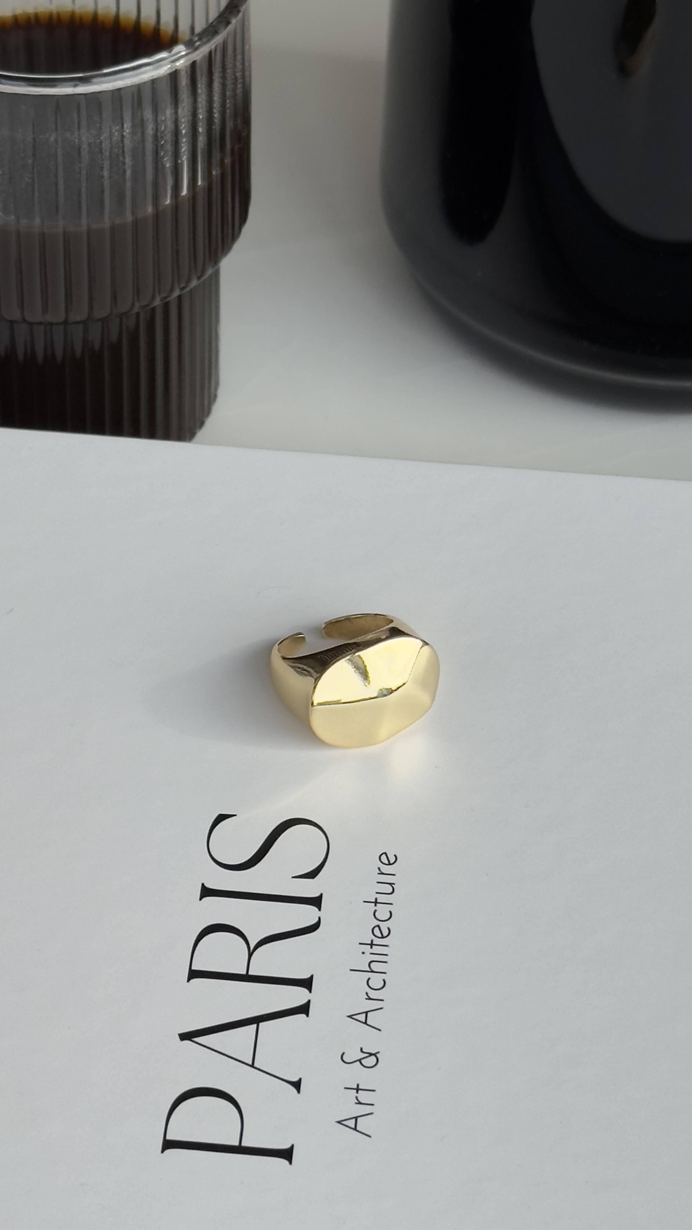 Gold Oval Dokulu Ayarlanabilir Yüzük