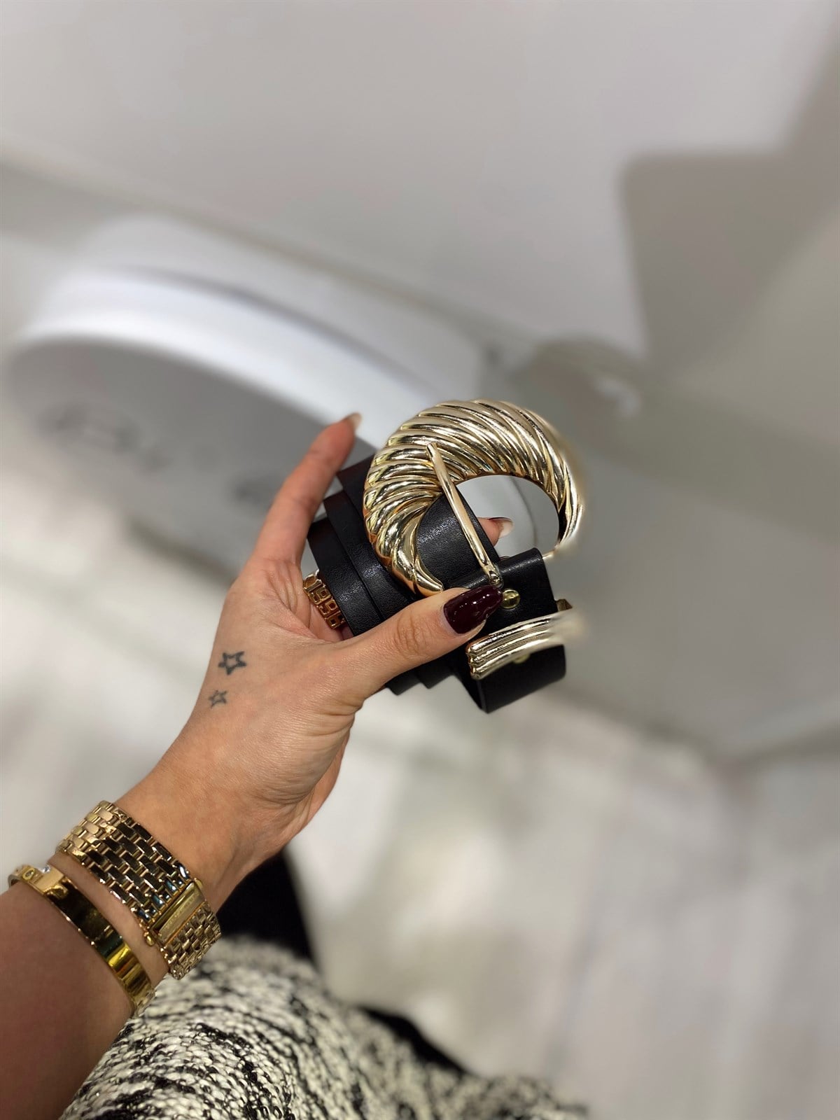 Gold Oval Siyah Kemer