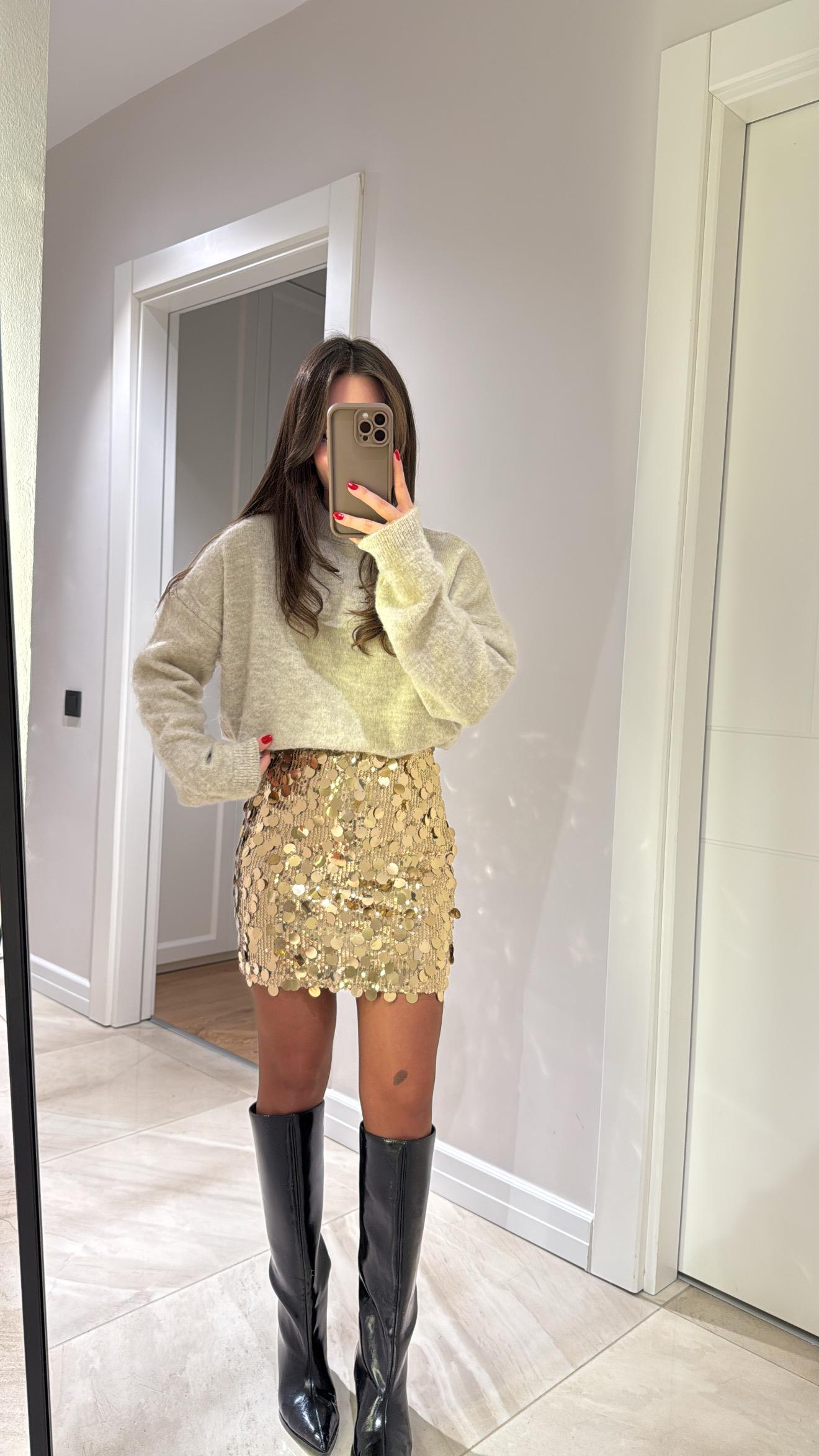 Gold Renk Büyük Payetli Marka Model Etek 