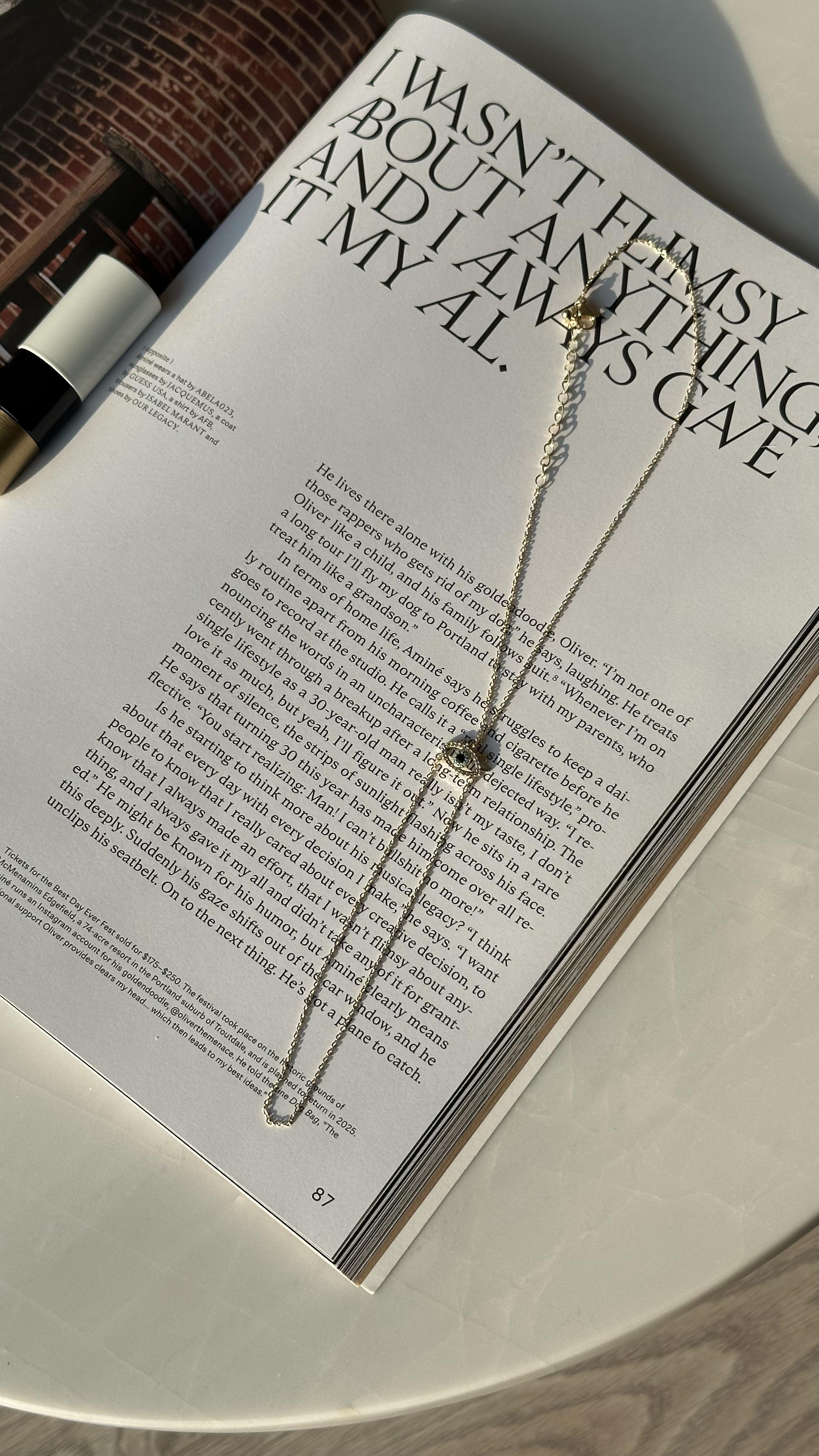 Gold Renkli Göz Detaylı Şahmeran