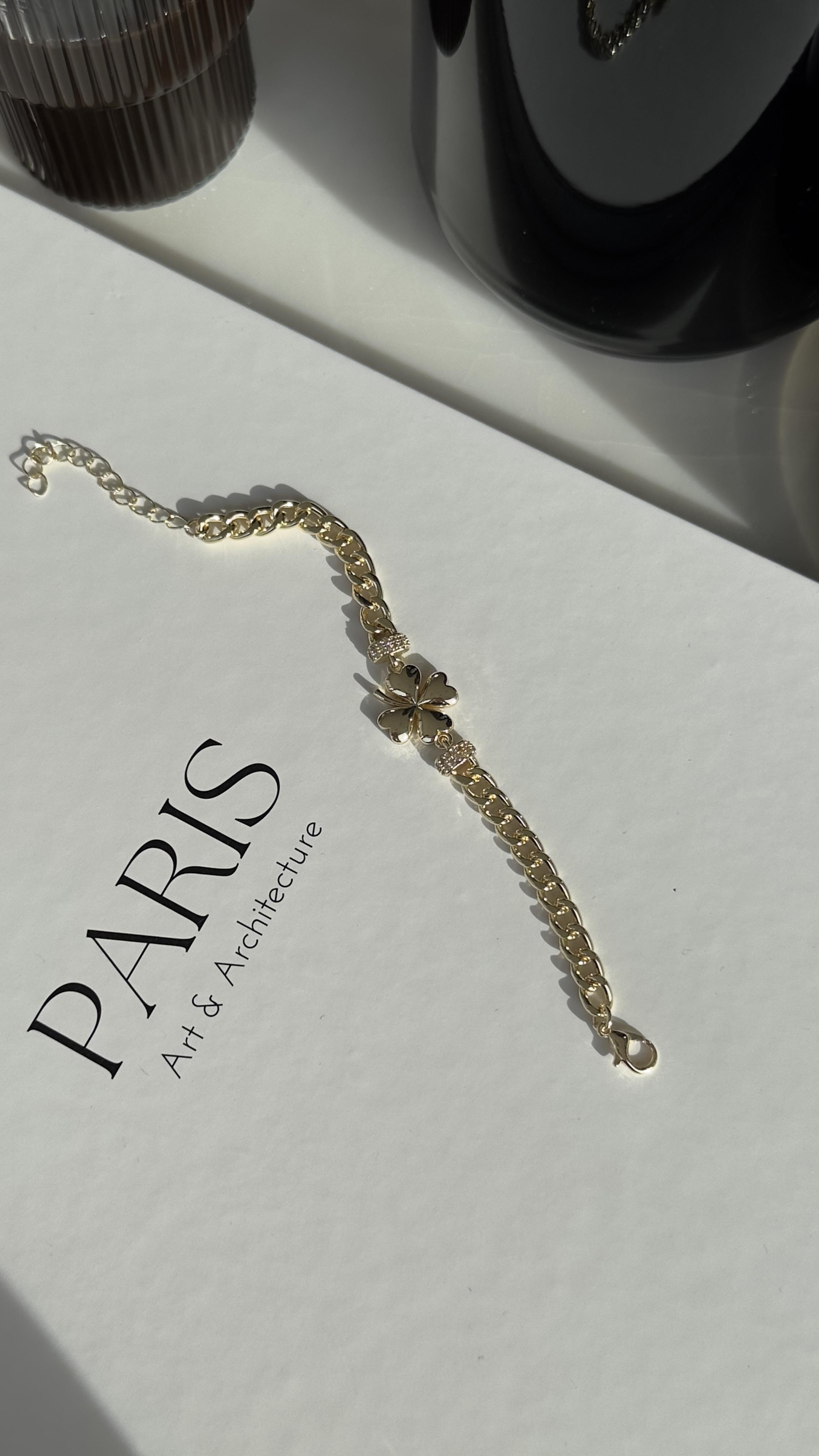 Gold Yonca Detaylı Bileklik