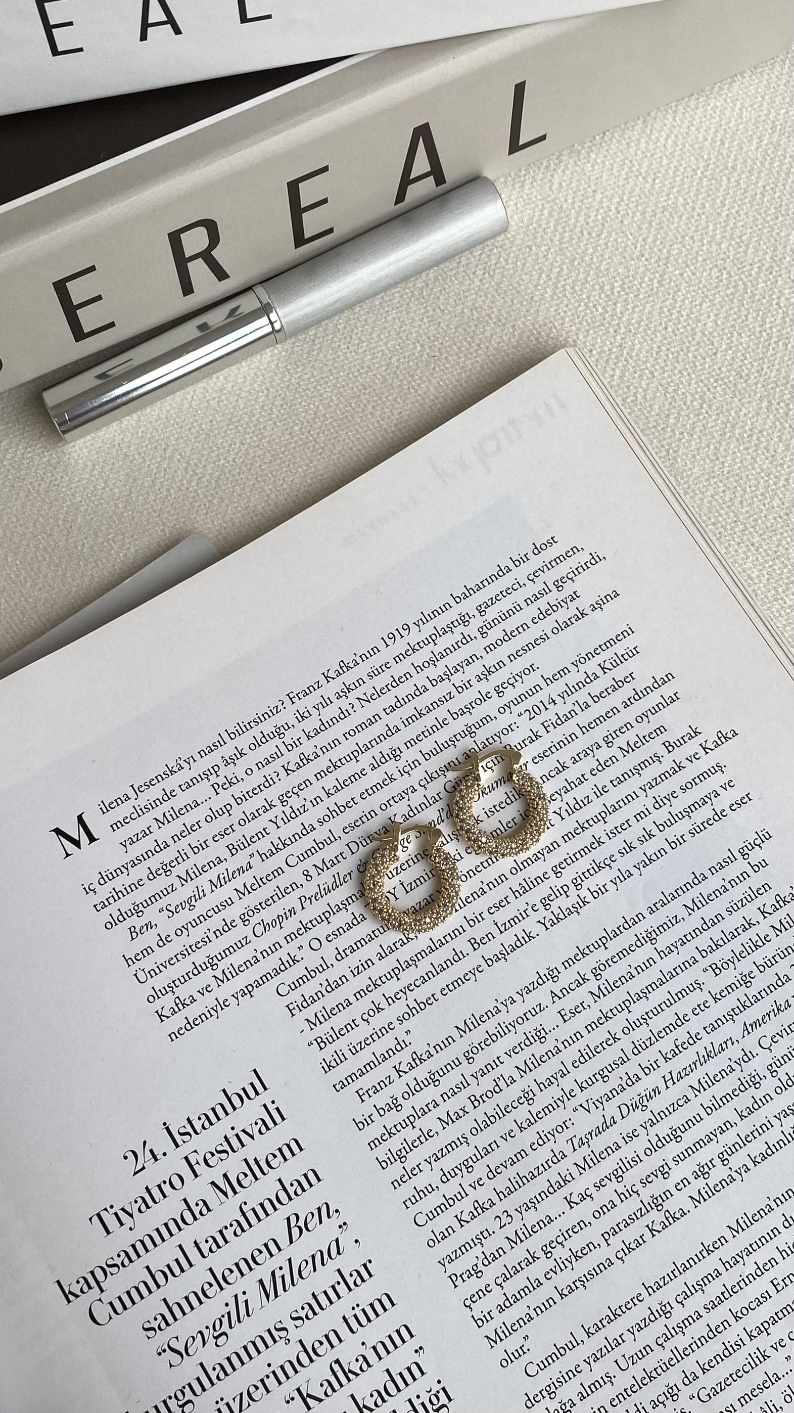 Gold Zirkon Taşlı Küçük Halka Küpe 