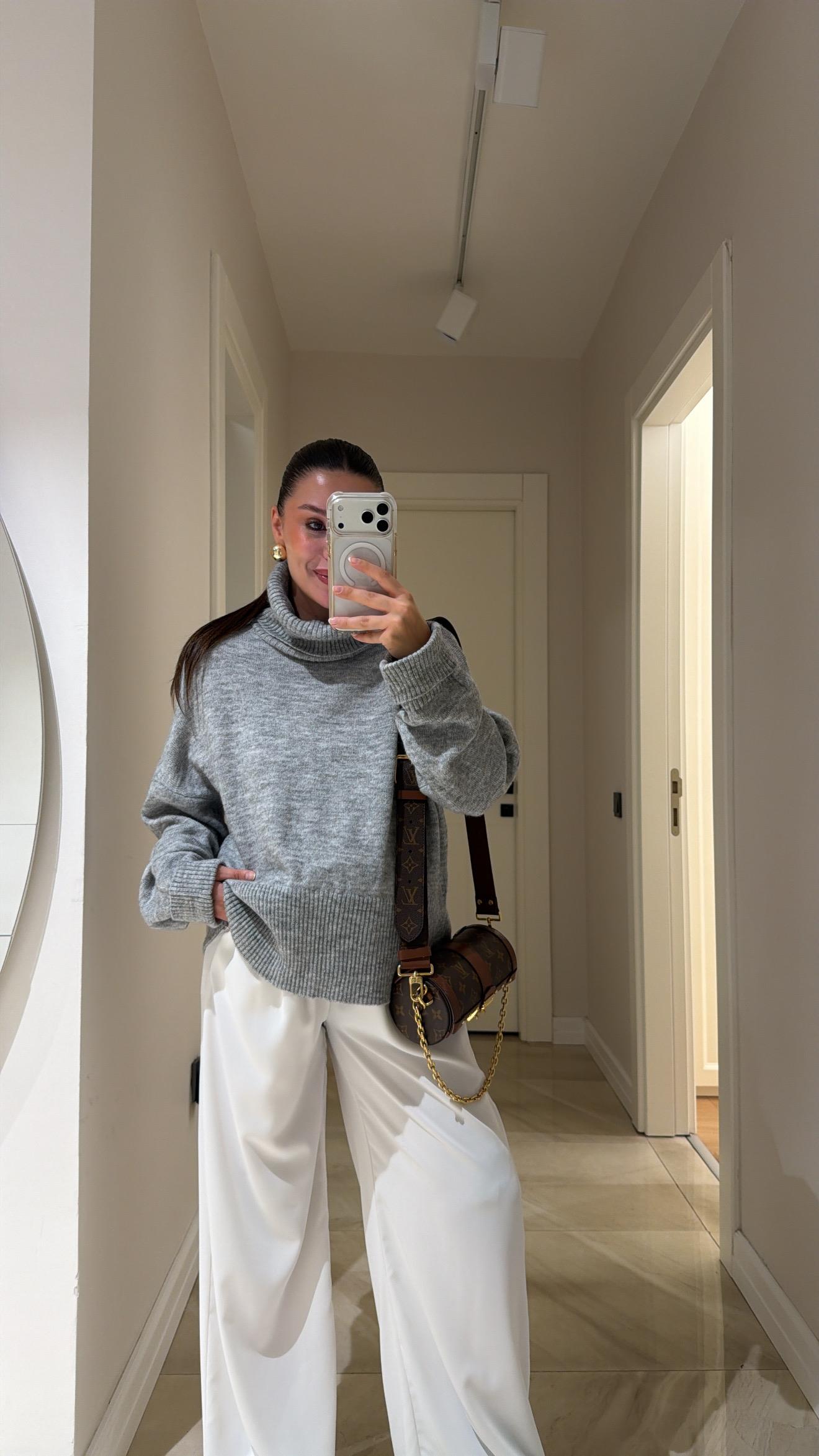 Gri Balıkçı Yaka Kol Katlamalı Triko Kazak