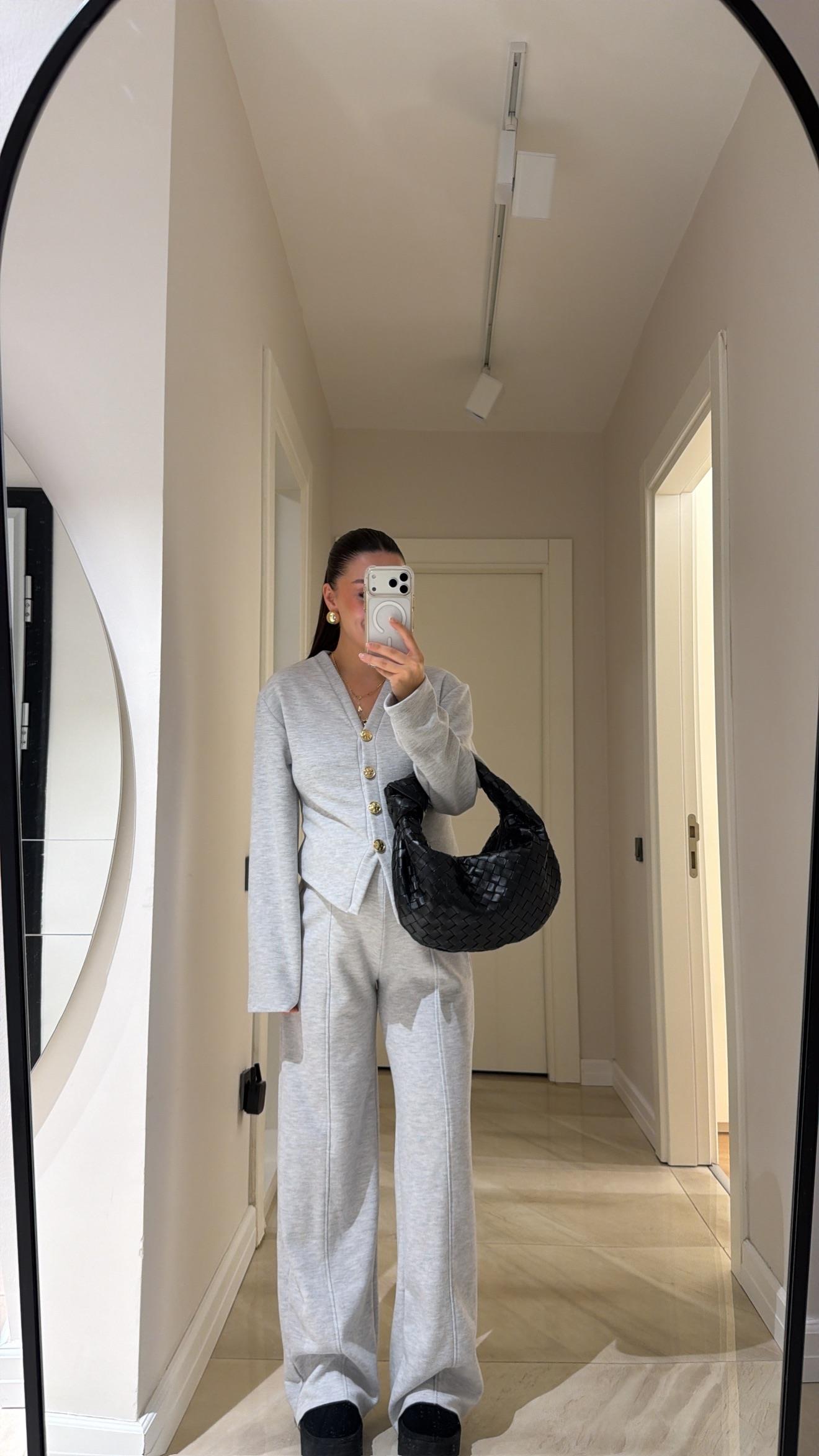 Gri Gold Düğmeli Triko Pantolon Takım