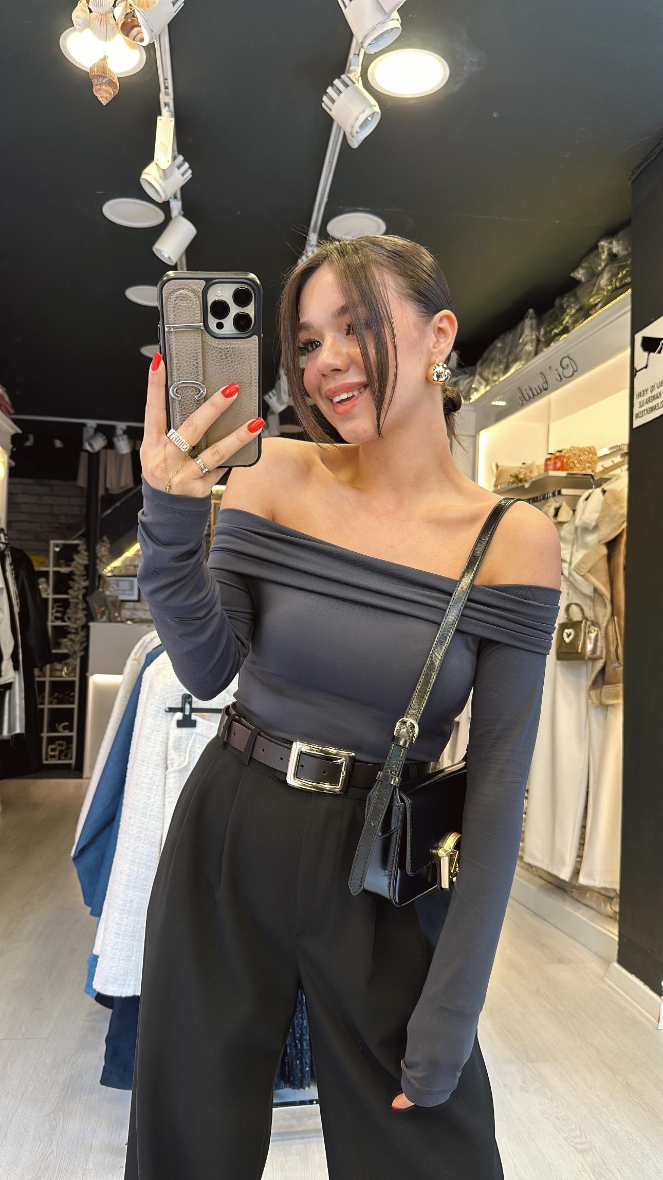 Gri Madonna Yaka Bodysuit