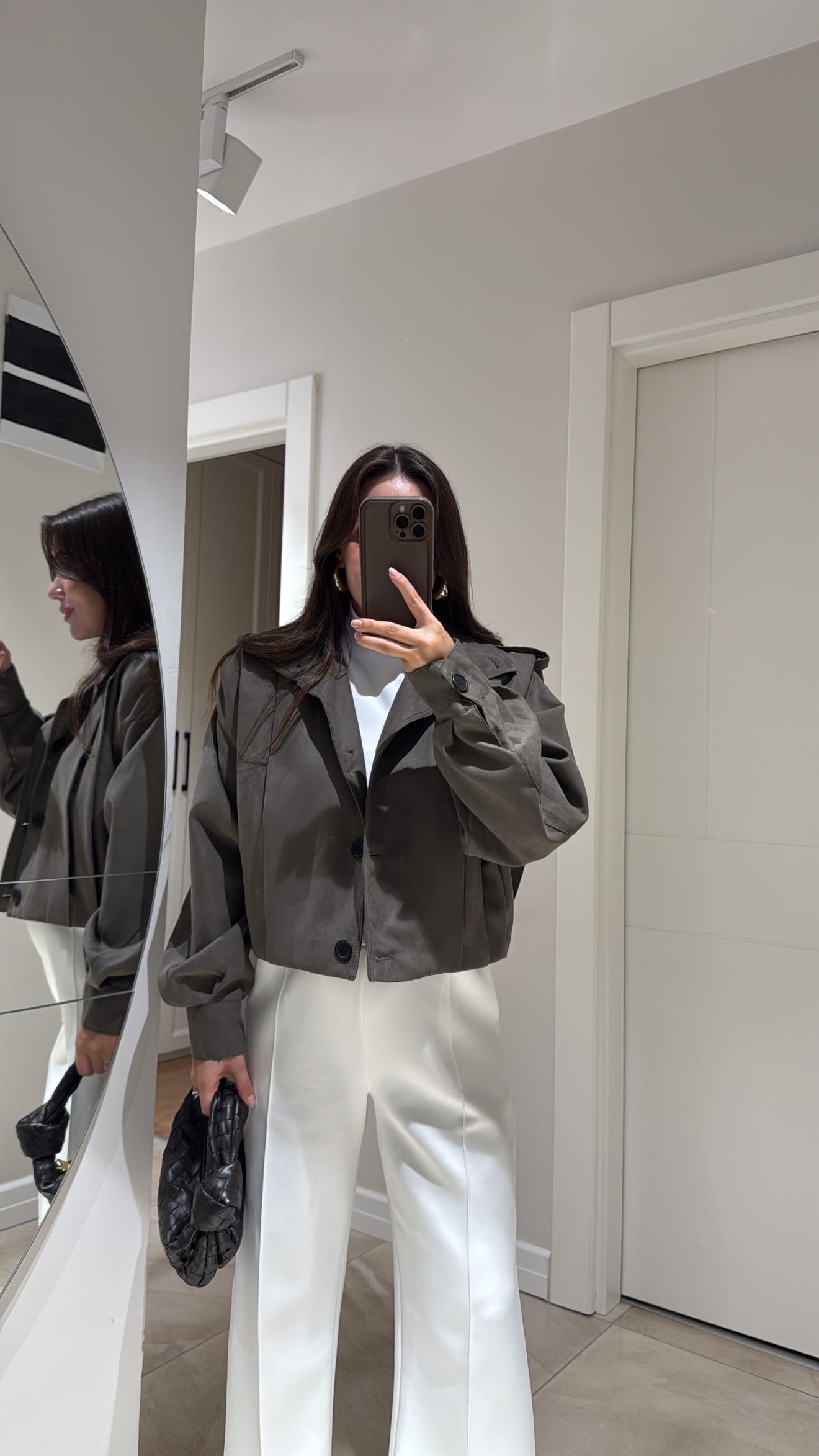 Gri Pile Detaylı Düğmeli Süet Ceket