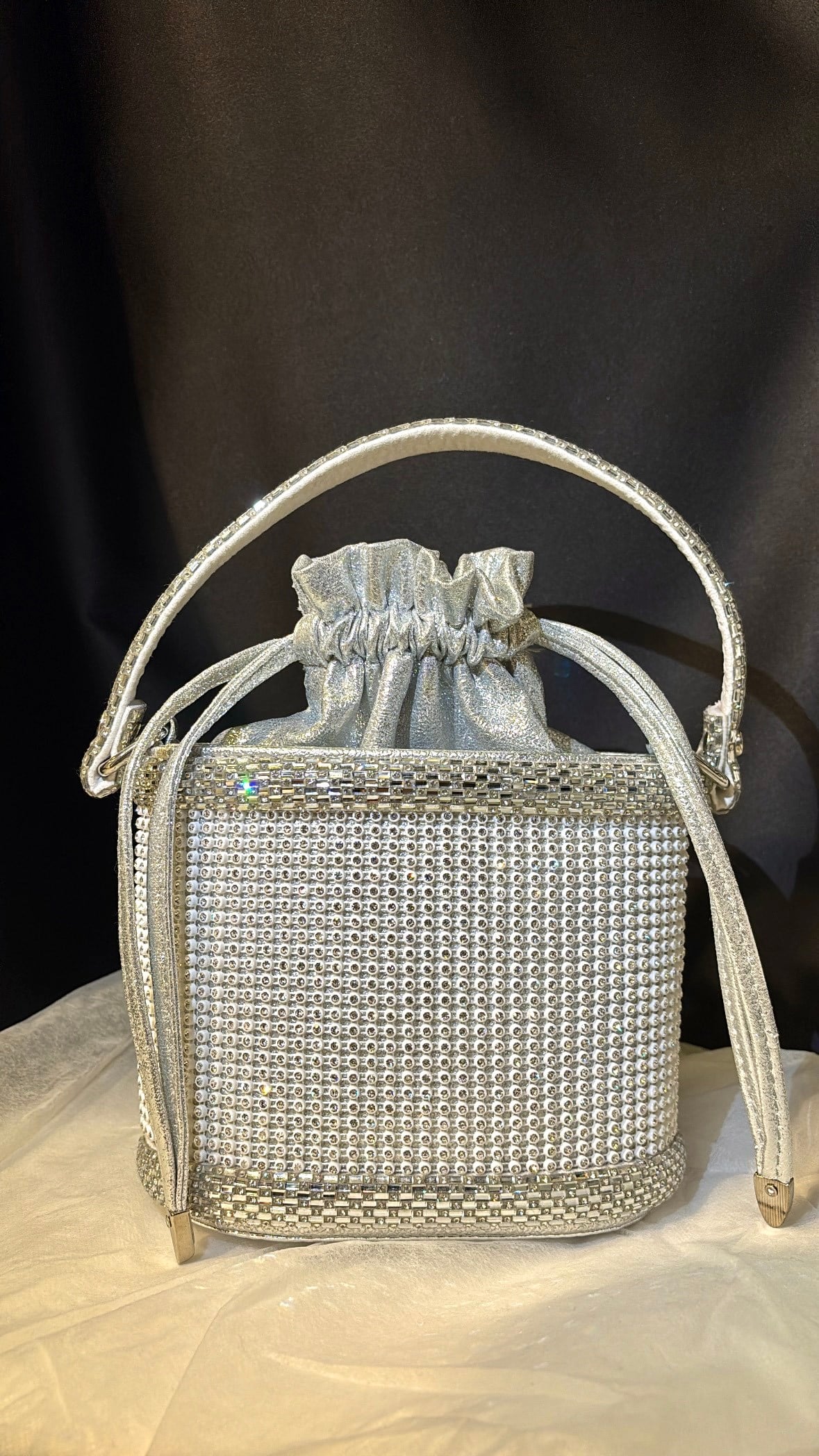 Gri Silver Taşlı Özel Seri Bucket Çanta