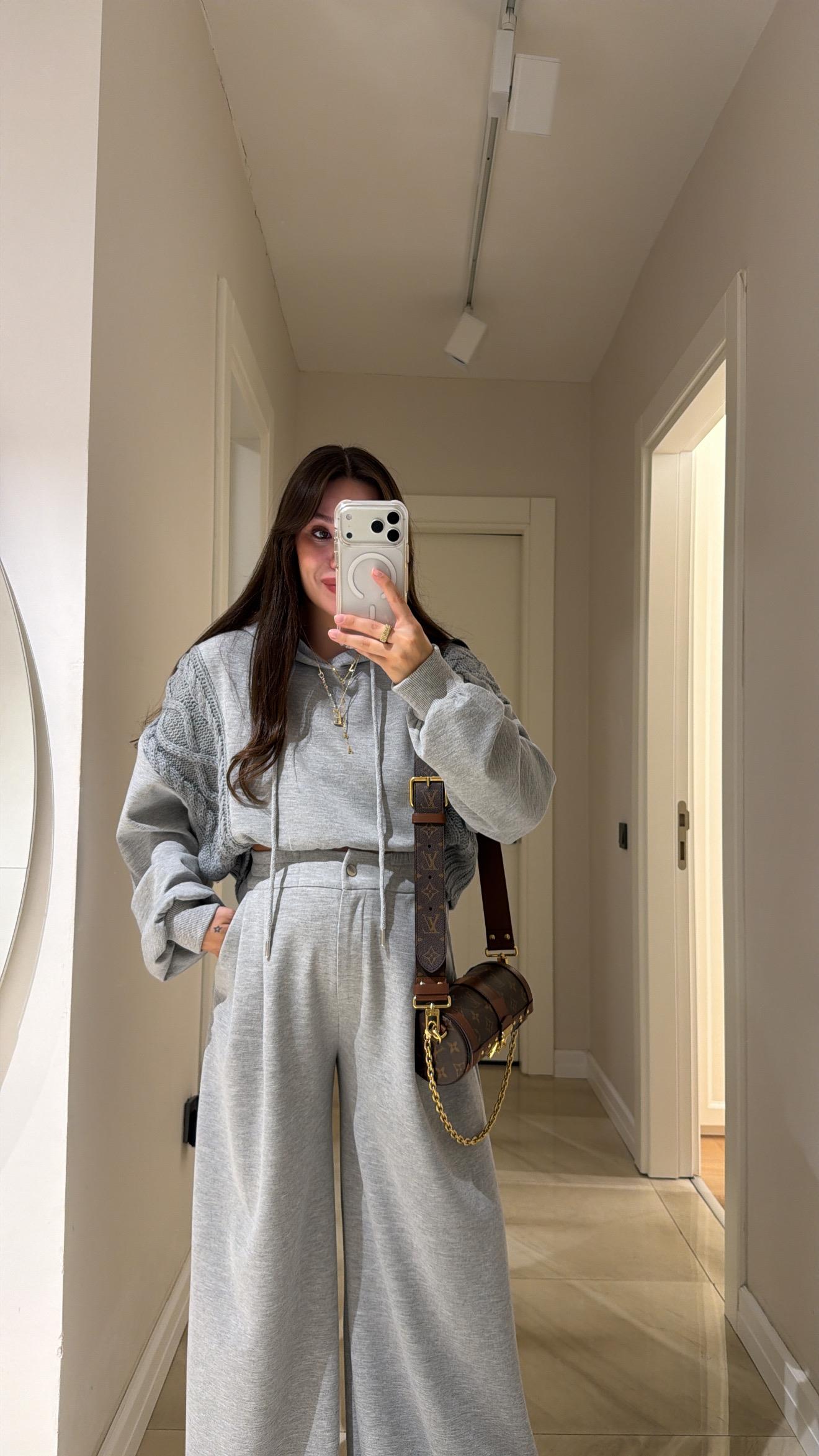 Gri Triko Detaylı Kapüşonlu Sweatshirt
