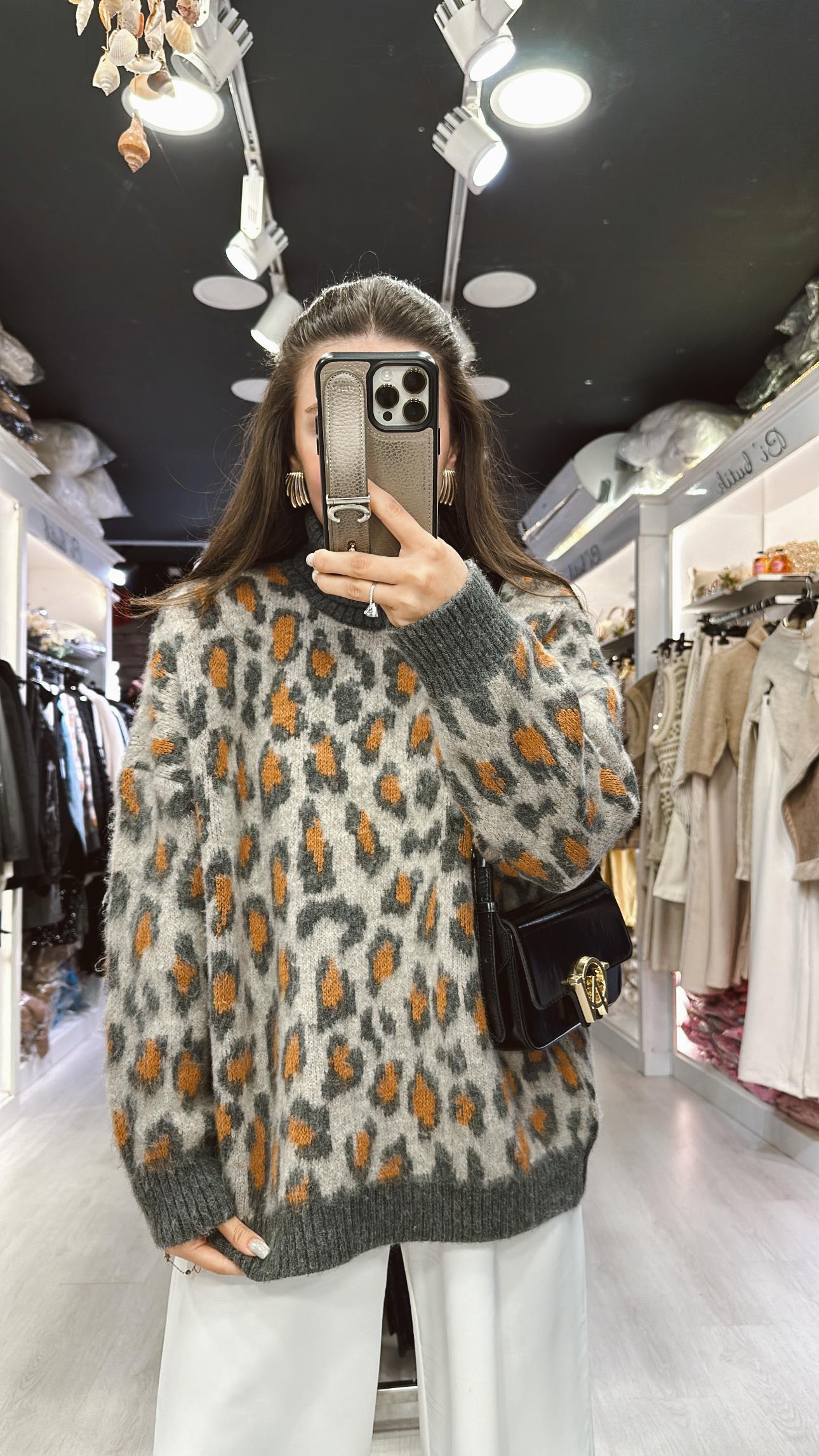 Gri Vizon Leopar Desen Balıkçı Yaka Kazak