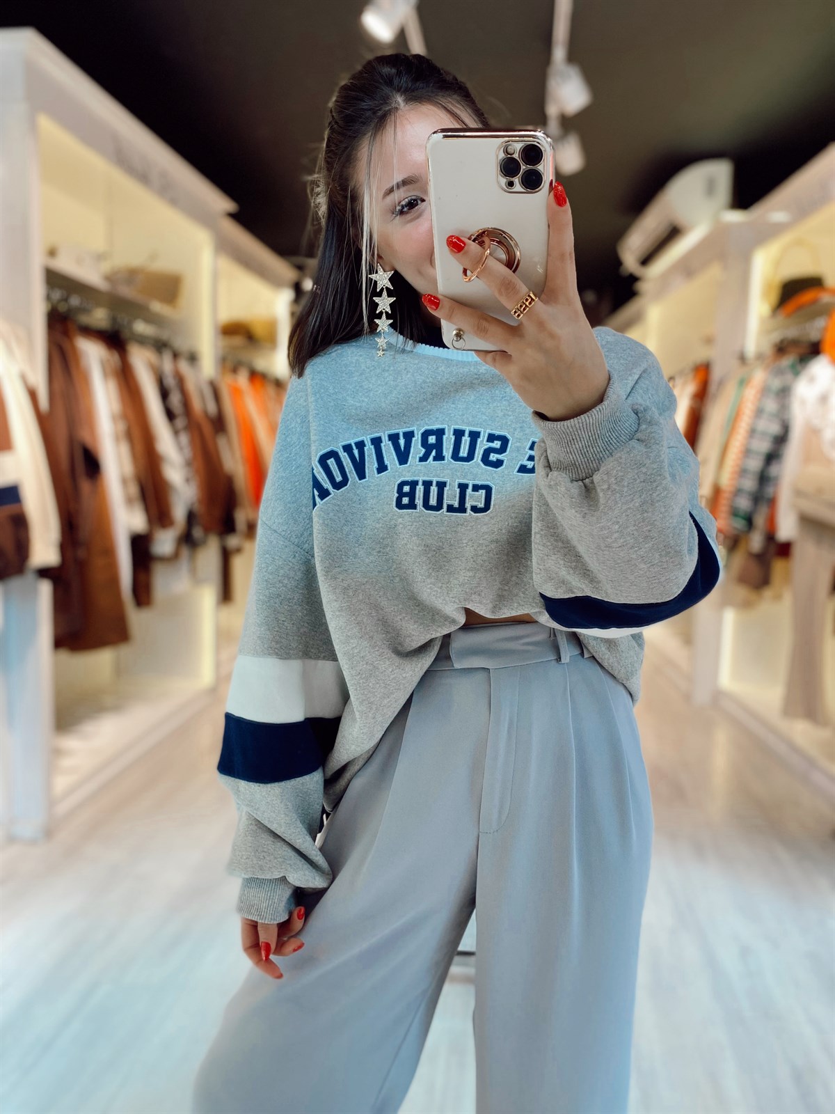 Gri Yazı Detaylı Şardonlu Sweat