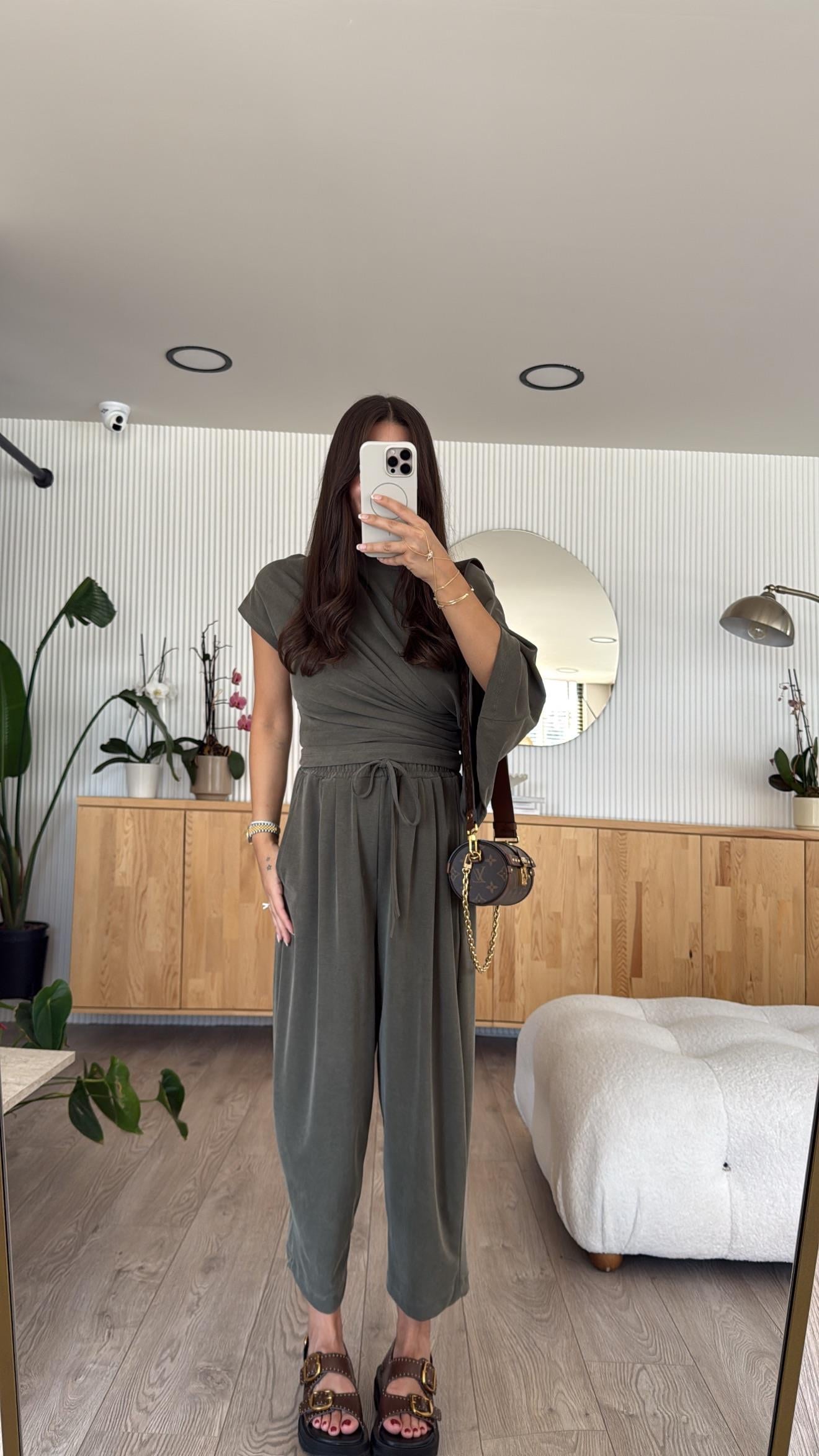 Haki Asimetrik Drapeli Şalvar Pantolon Takım