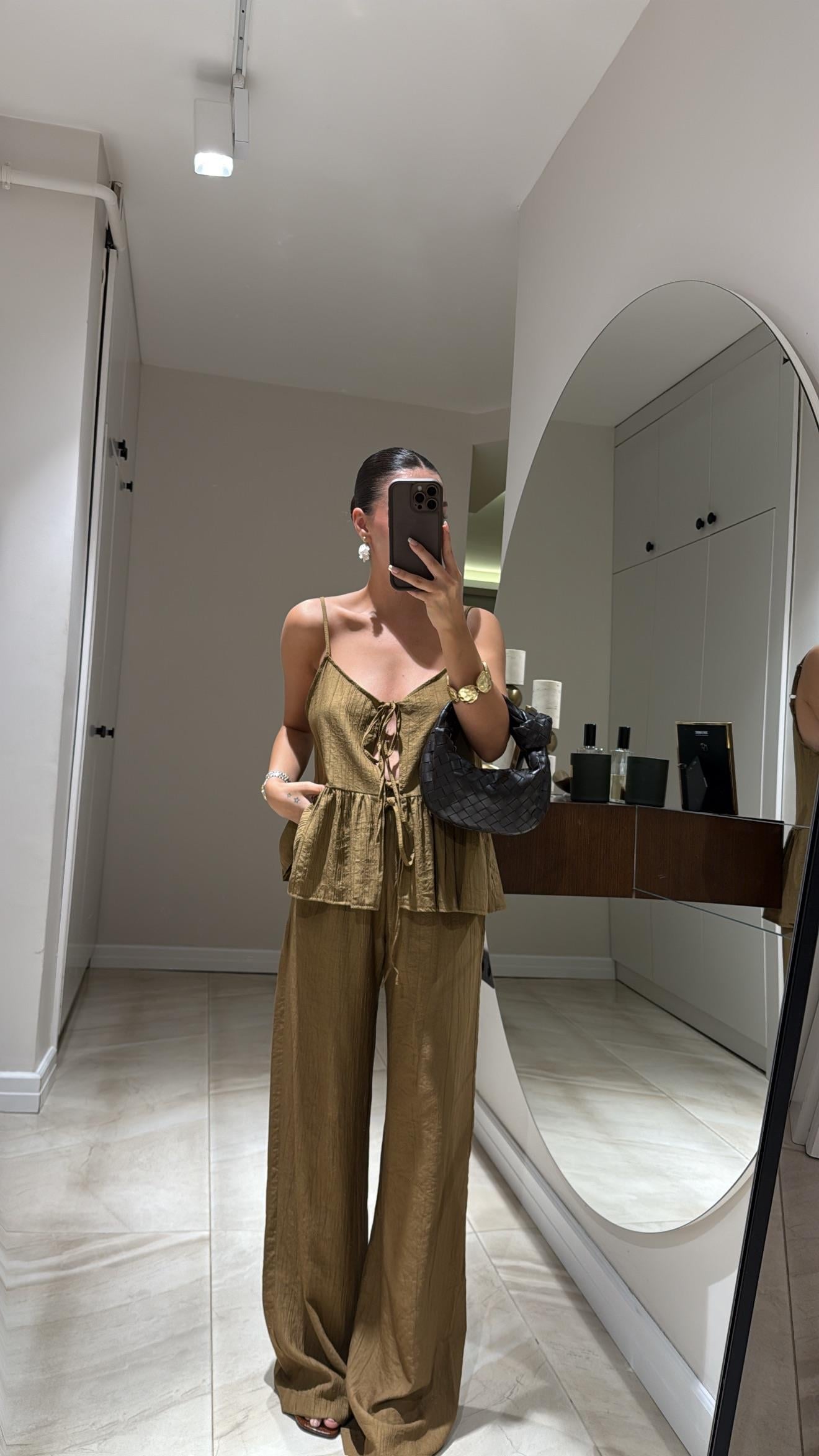 Haki Ön Bağlamalı Bluz Pantolon Takım 