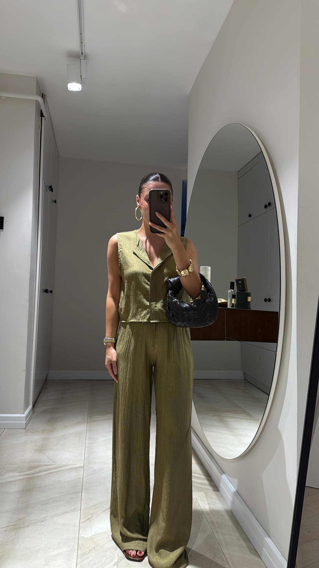 Haki Ön Düğmeli Yelekli Takım