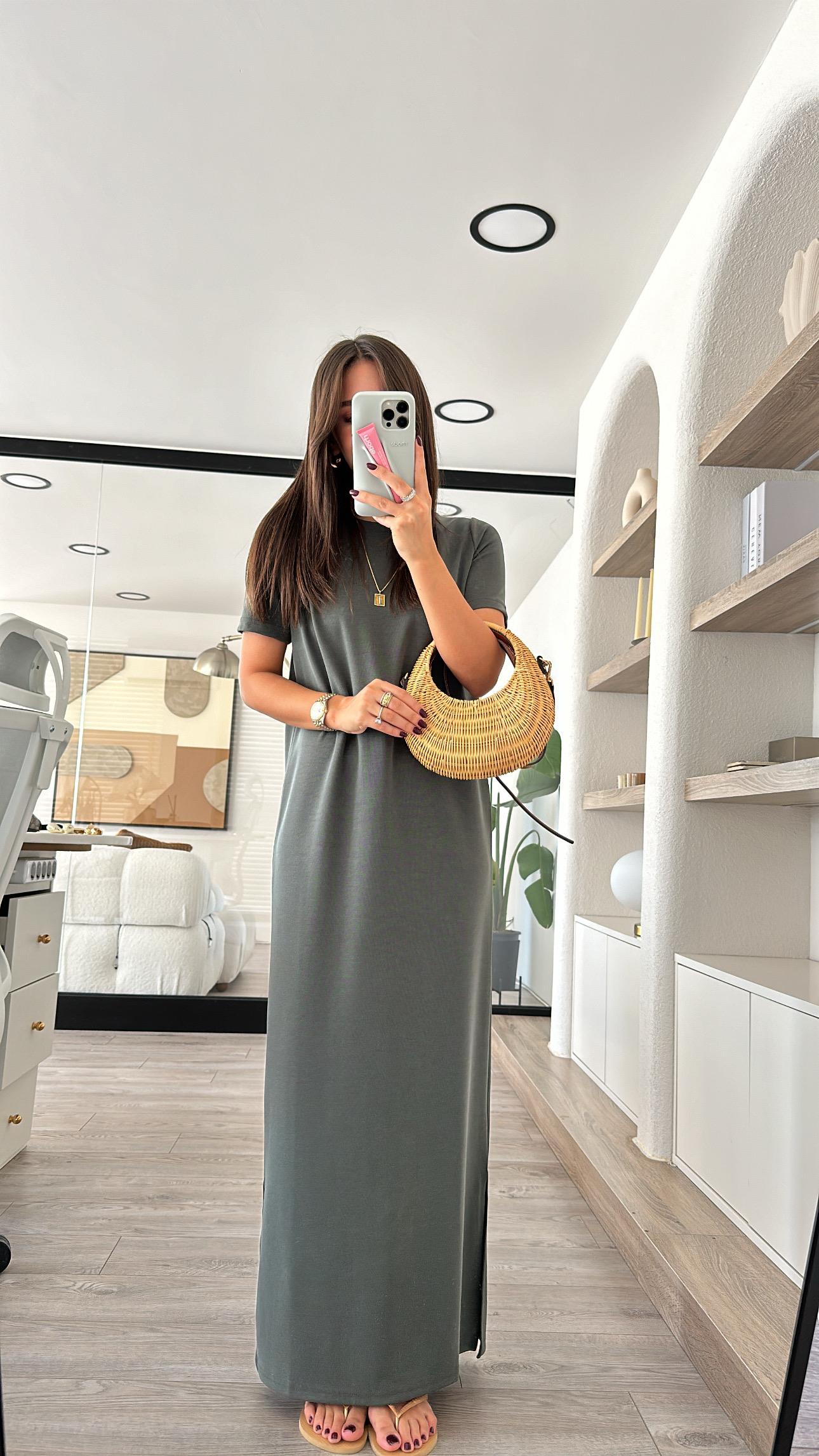 Haki Yan Yırtmaçlı Marka Model Elbise