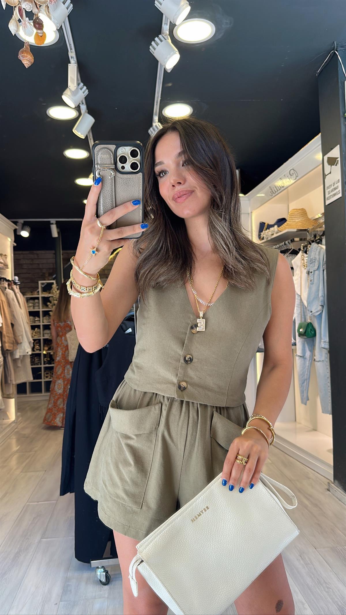 Haki Yelekli Şortlu Keten Takım