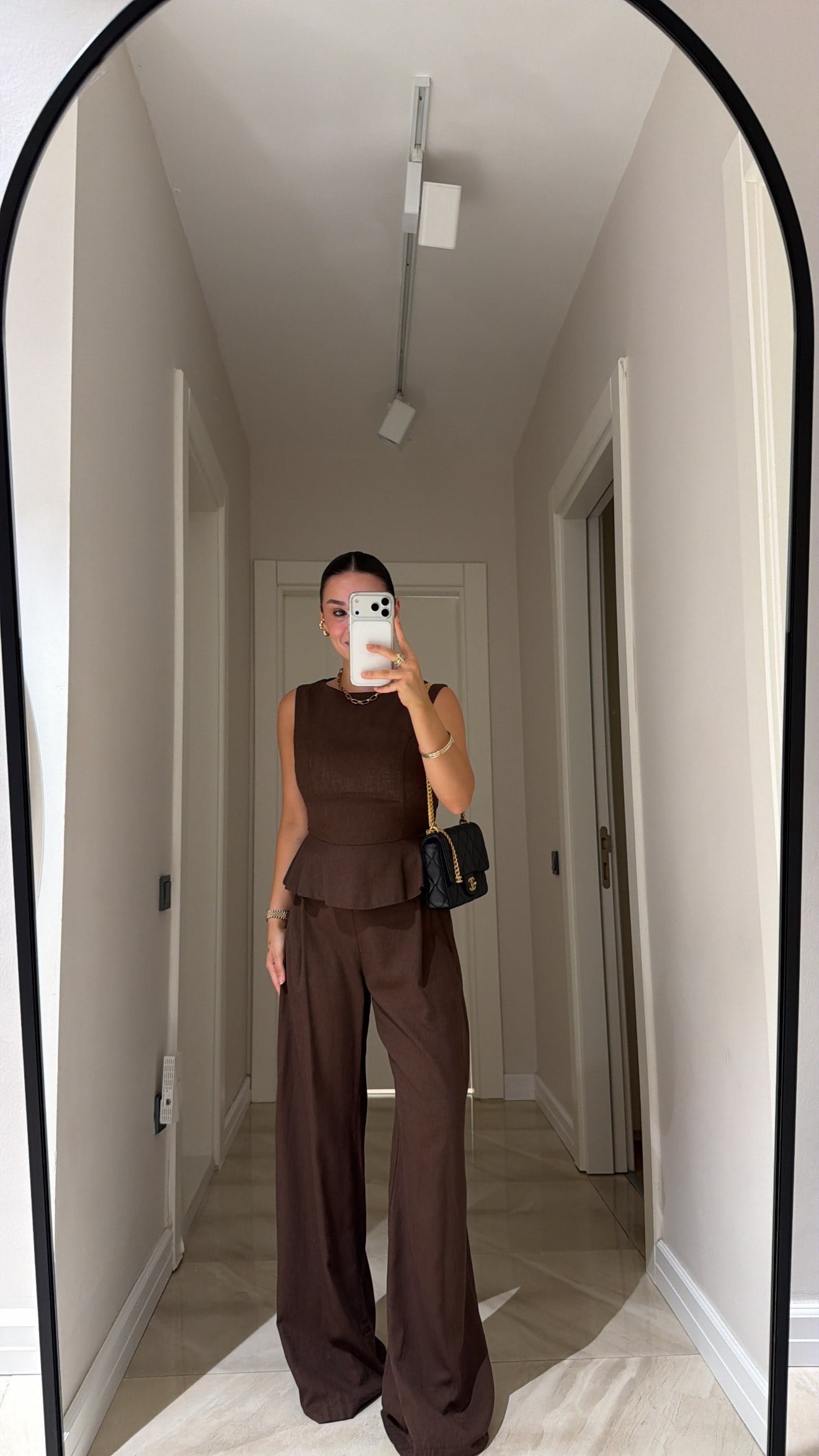 Kahve Arka Fermuarlı Volanlı Keten Takım