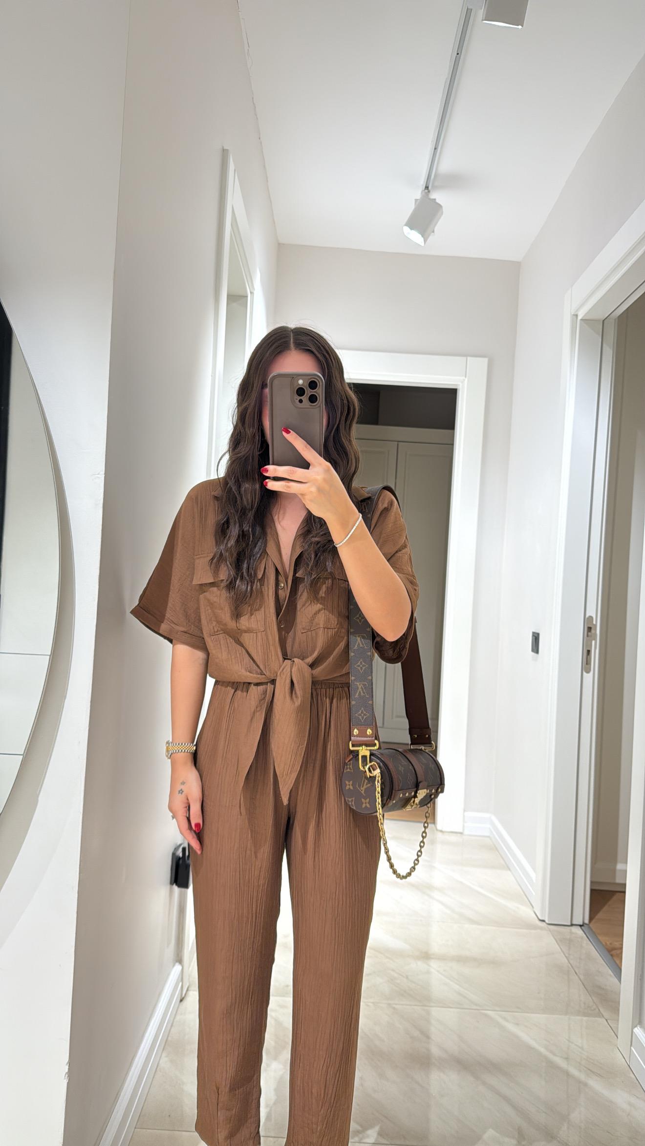 Kahve Bağlama Detaylı Crop Gömlek 