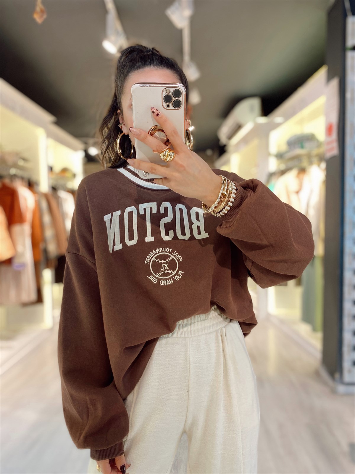 Kahve Boston İşlemeli Sweat