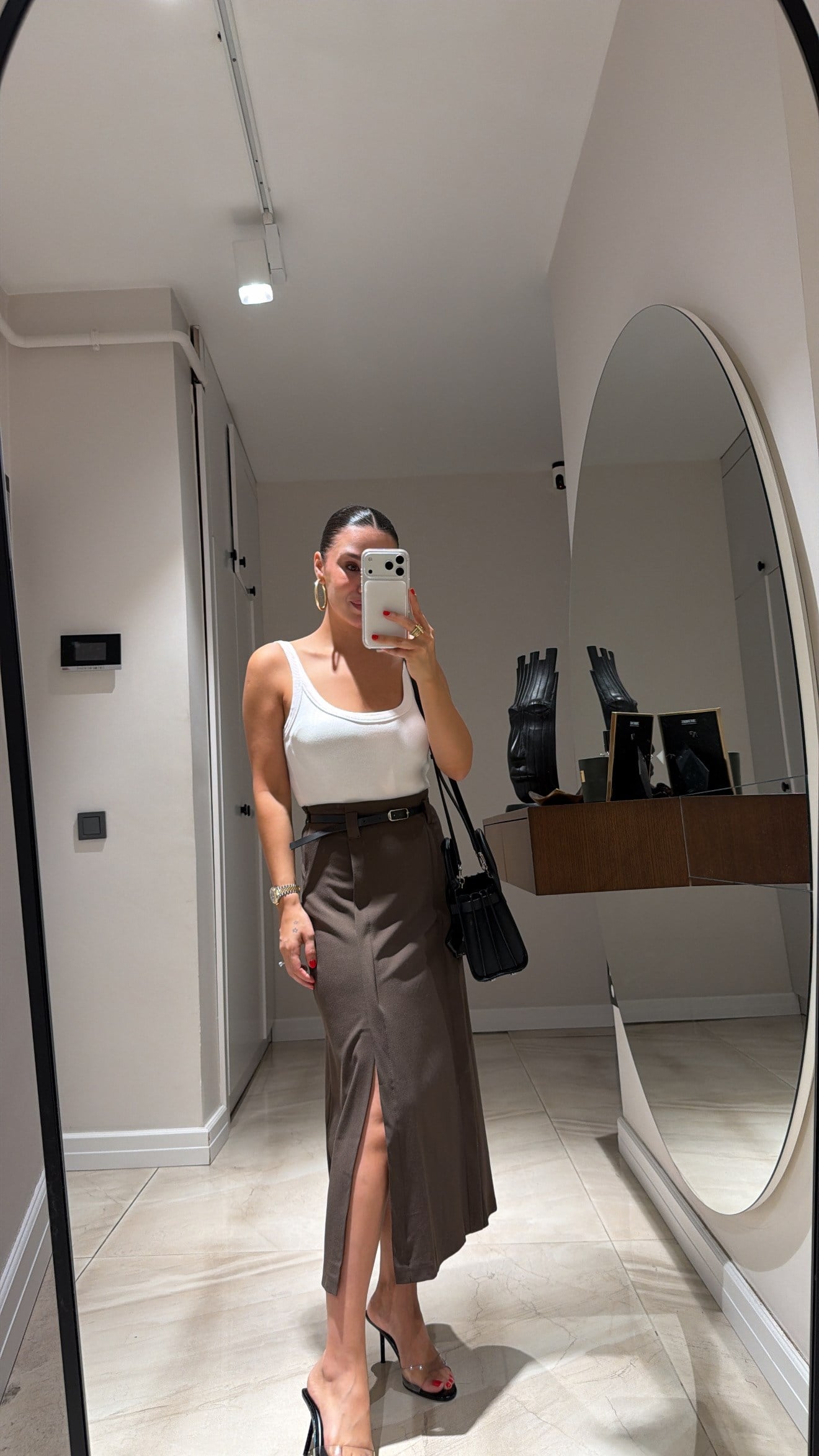 Kahve Dikiş Detaylı Kemerli Midi Boy Etek