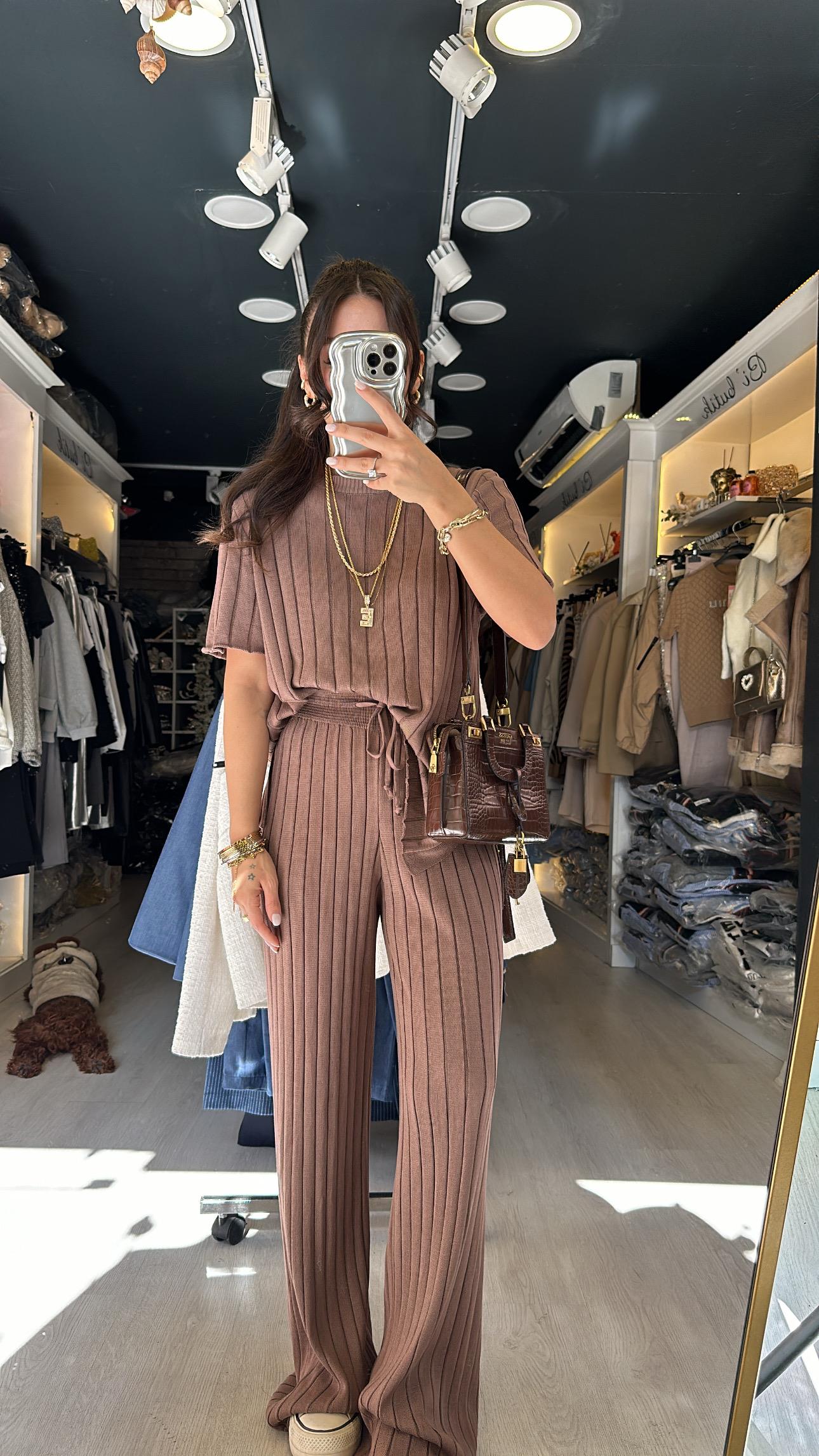 Kahve Fitilli Kısa Kol Triko Takım