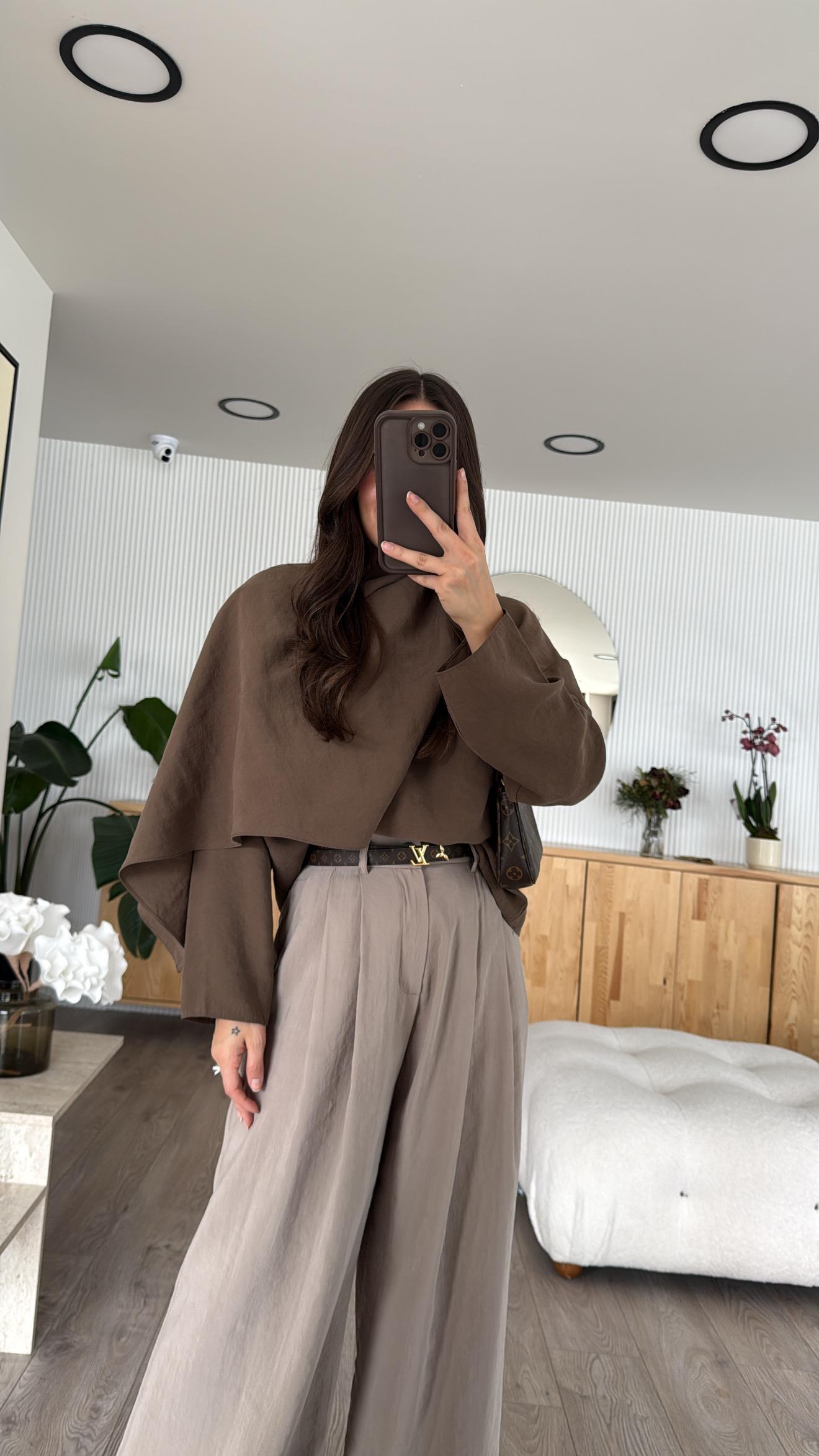 Kahve Fular Detaylı Tensel Bluz 