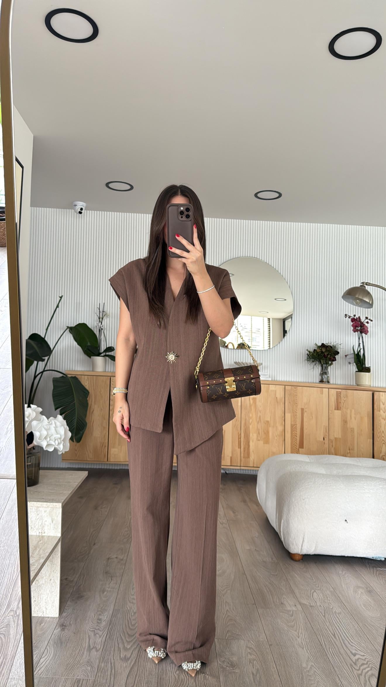 Kahve Gold Düğme Detaylı Takım