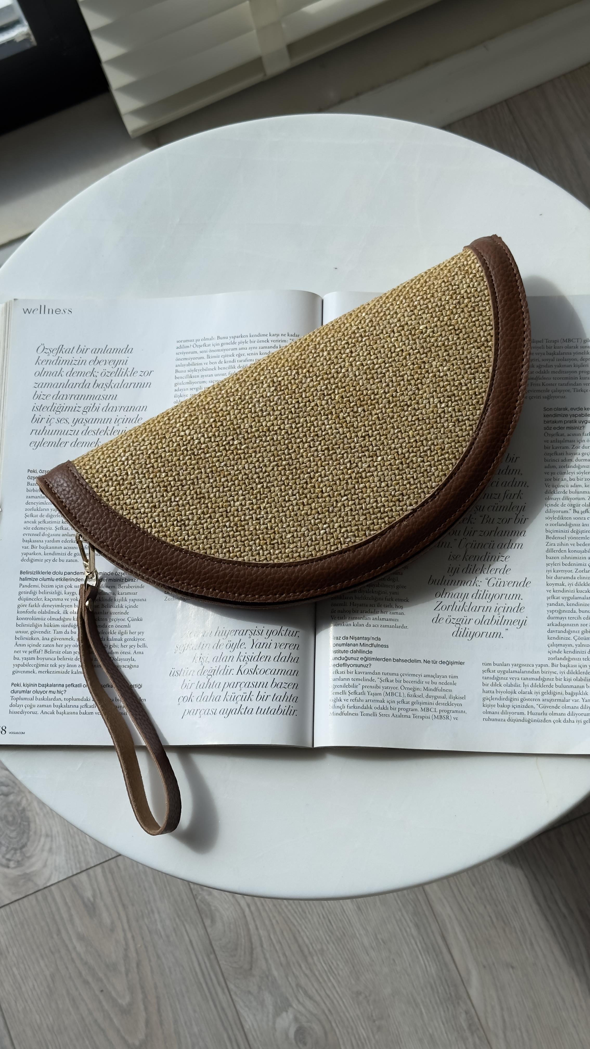 Kahve Hasır Yarım Ay Clutch Çanta
