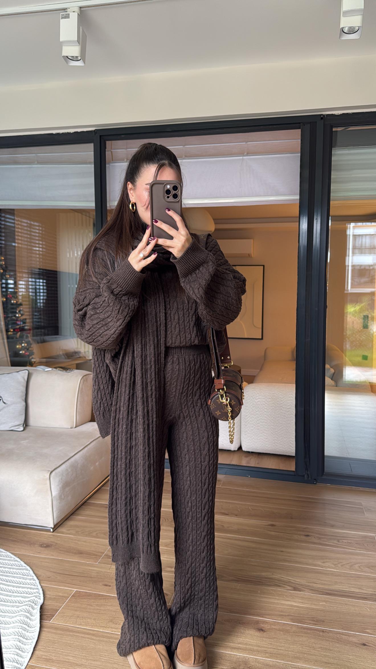 Kahve Saç Örgülü Pantolonlu Takım 